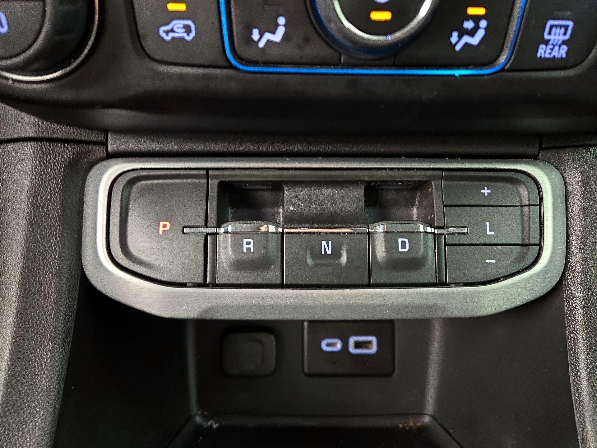 Thumbnail: 2023 GMC Acadia - 17