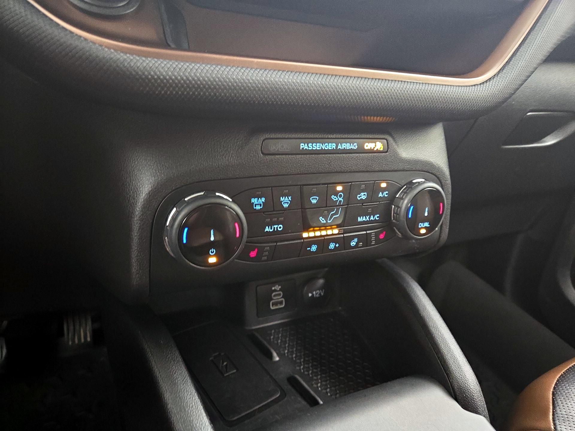 Thumbnail: 2023 Ford Bronco Sport - 17