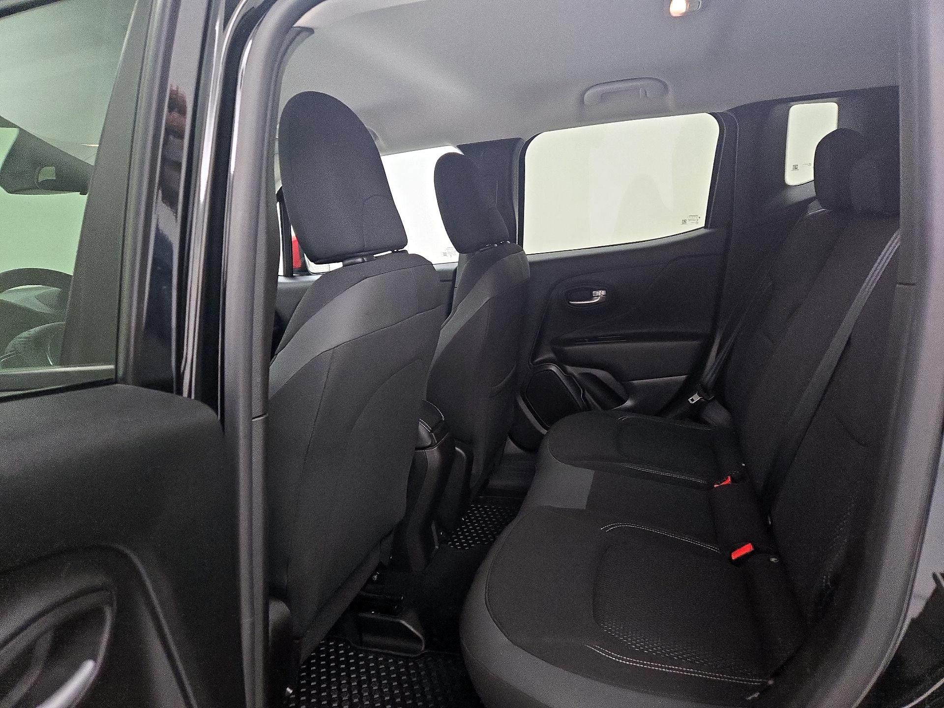 Thumbnail: 2023 Jeep Renegade - 20