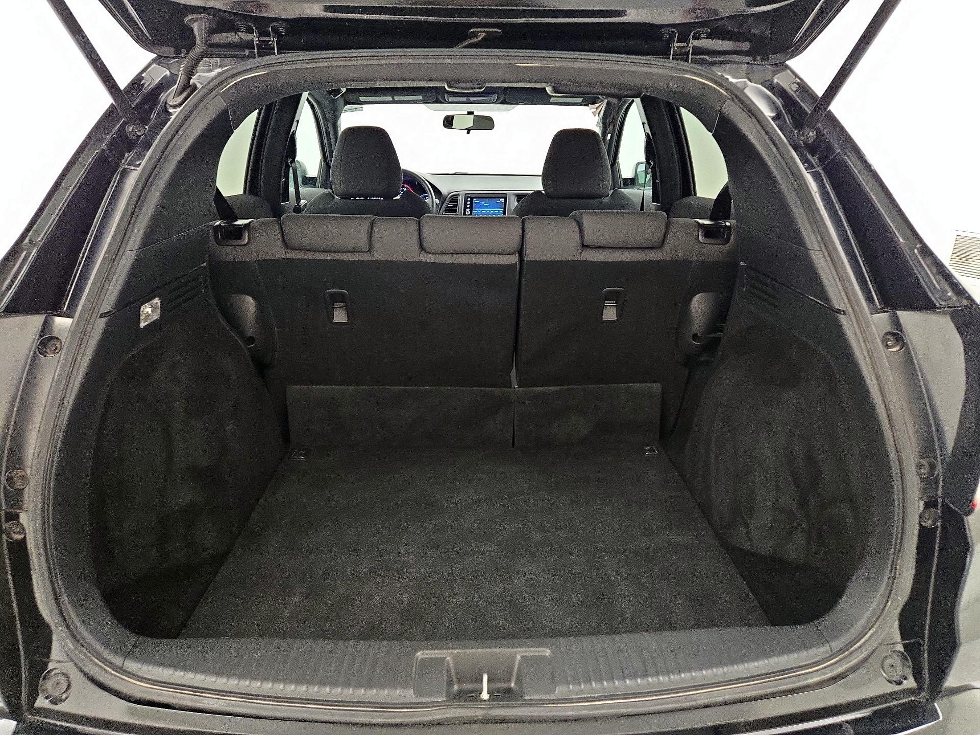 Thumbnail: 2021 Honda HR-V - 18