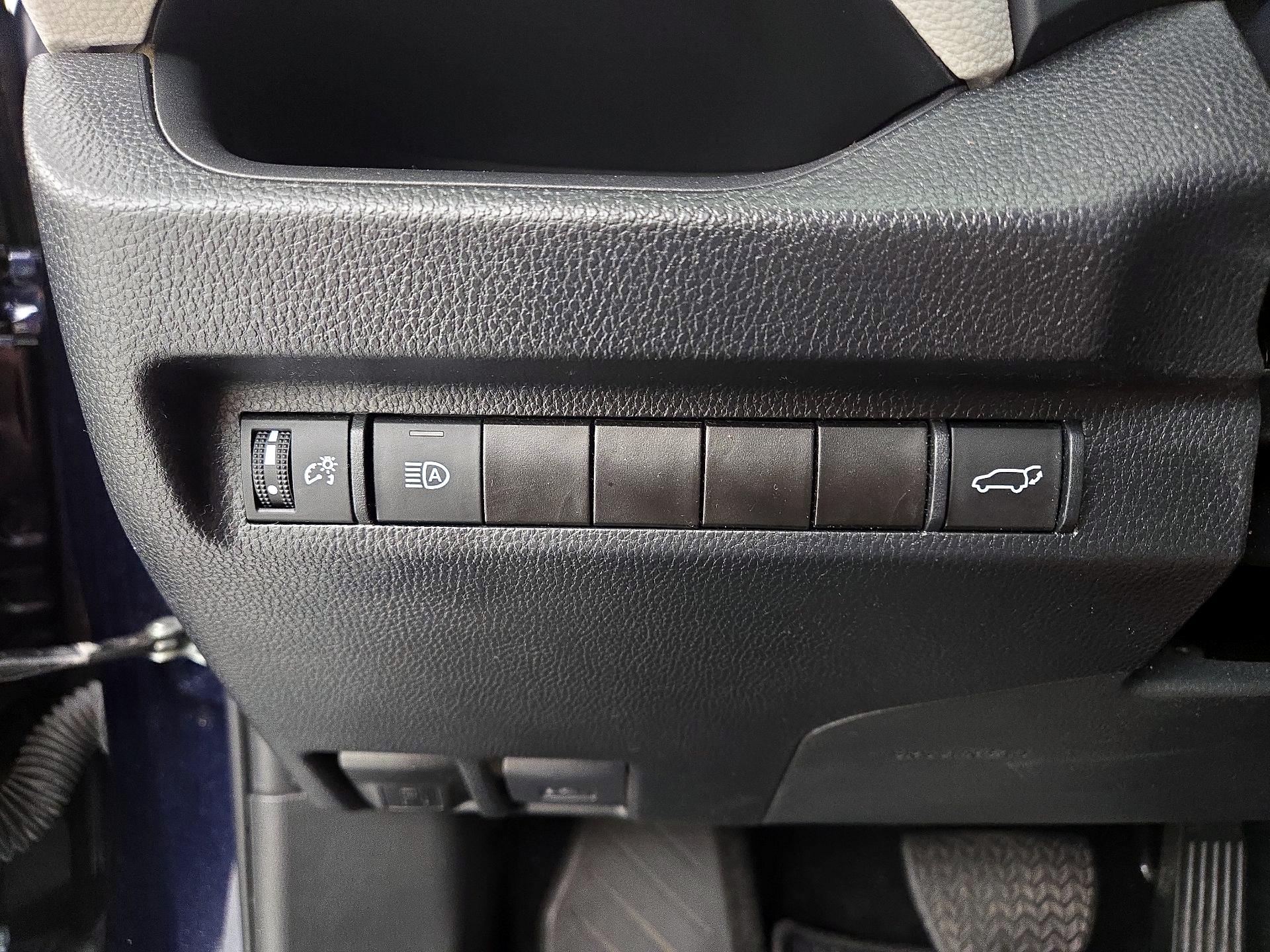 Thumbnail: 2024 Toyota RAV4 - 11