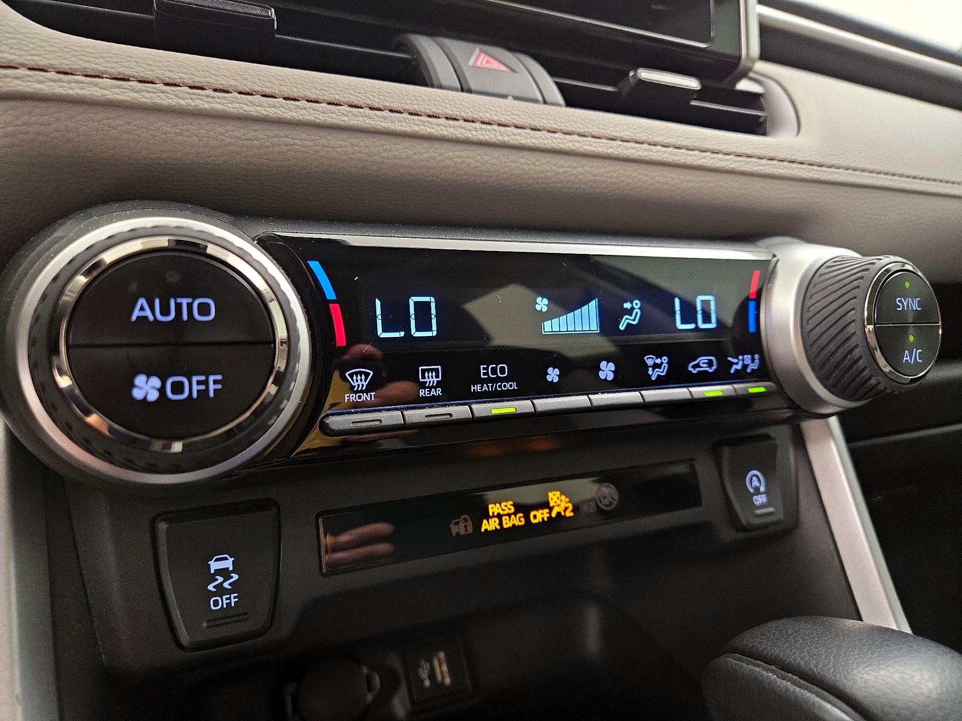 Thumbnail: 2024 Toyota RAV4 - 14