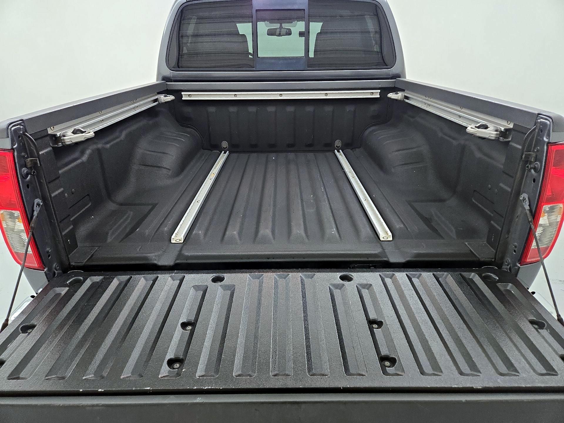 Thumbnail: 2017 Nissan Frontier - 18