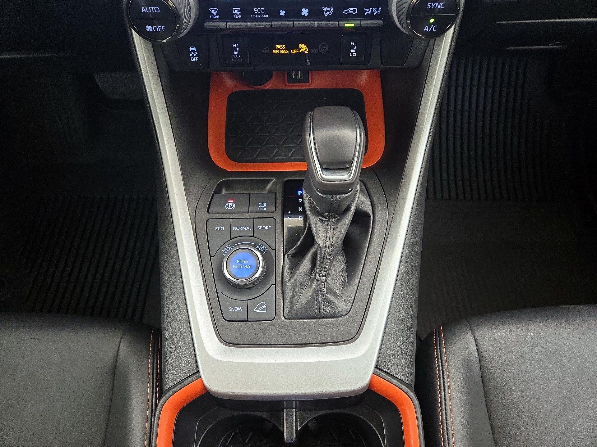 Thumbnail: 2023 Toyota RAV4 - 15