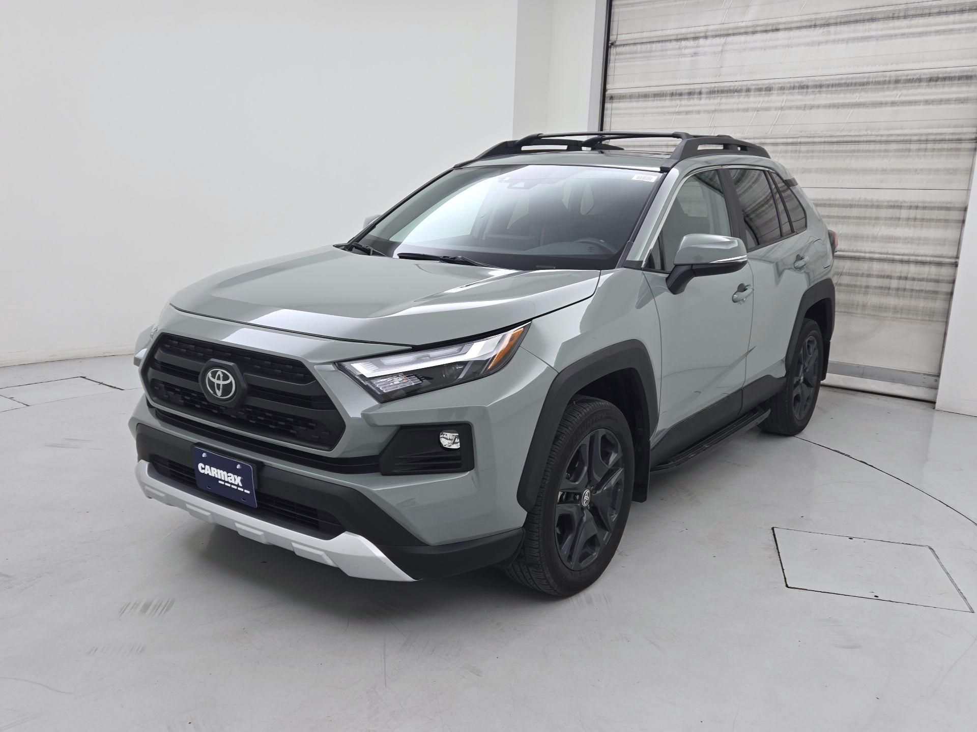 Thumbnail: 2023 Toyota RAV4 - 3