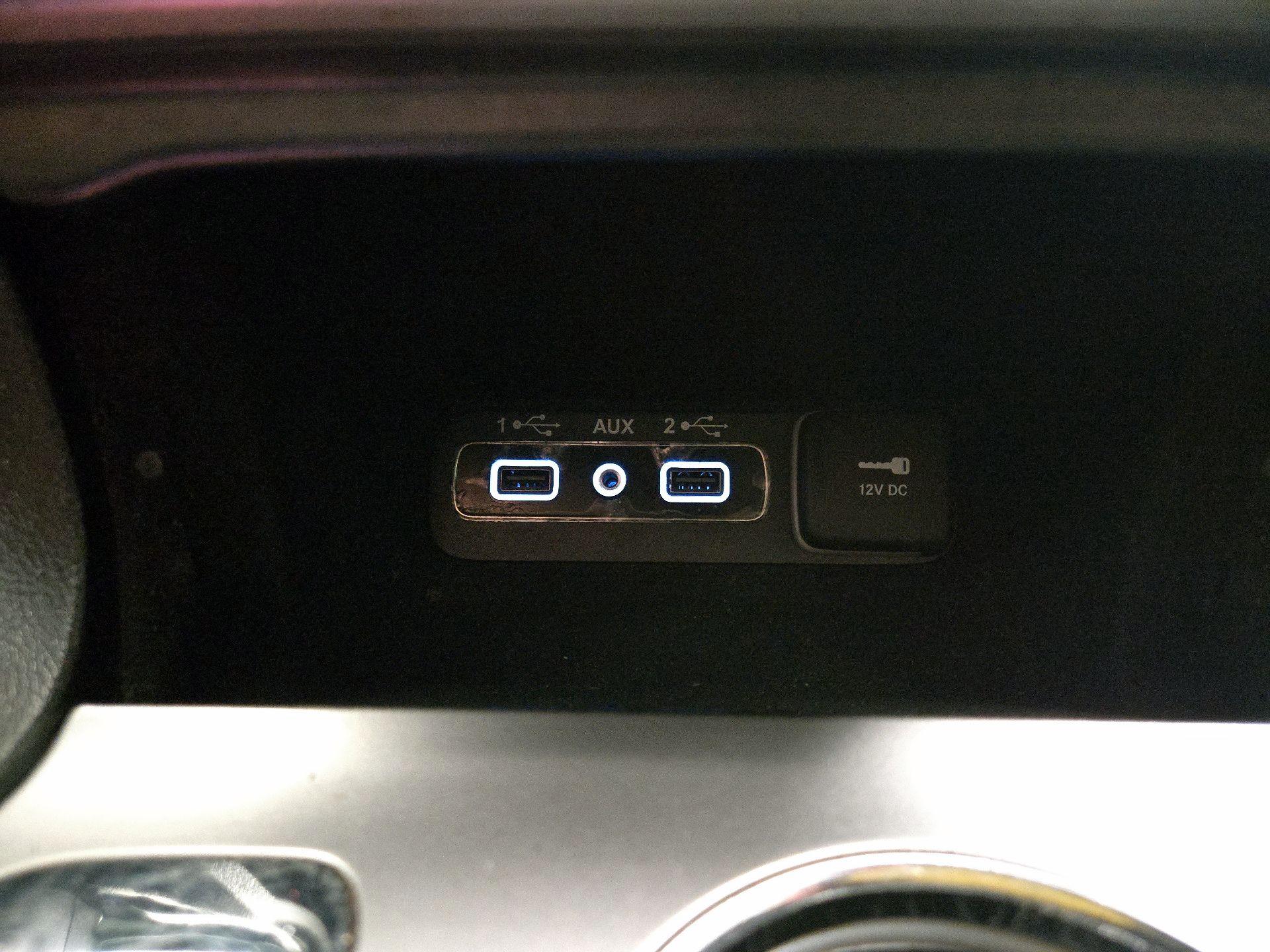 Thumbnail: 2020 Jeep Grand Cherokee - 17