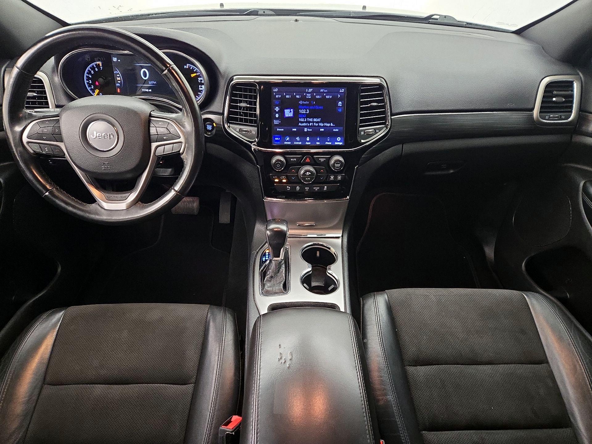 Thumbnail: 2020 Jeep Grand Cherokee - 8