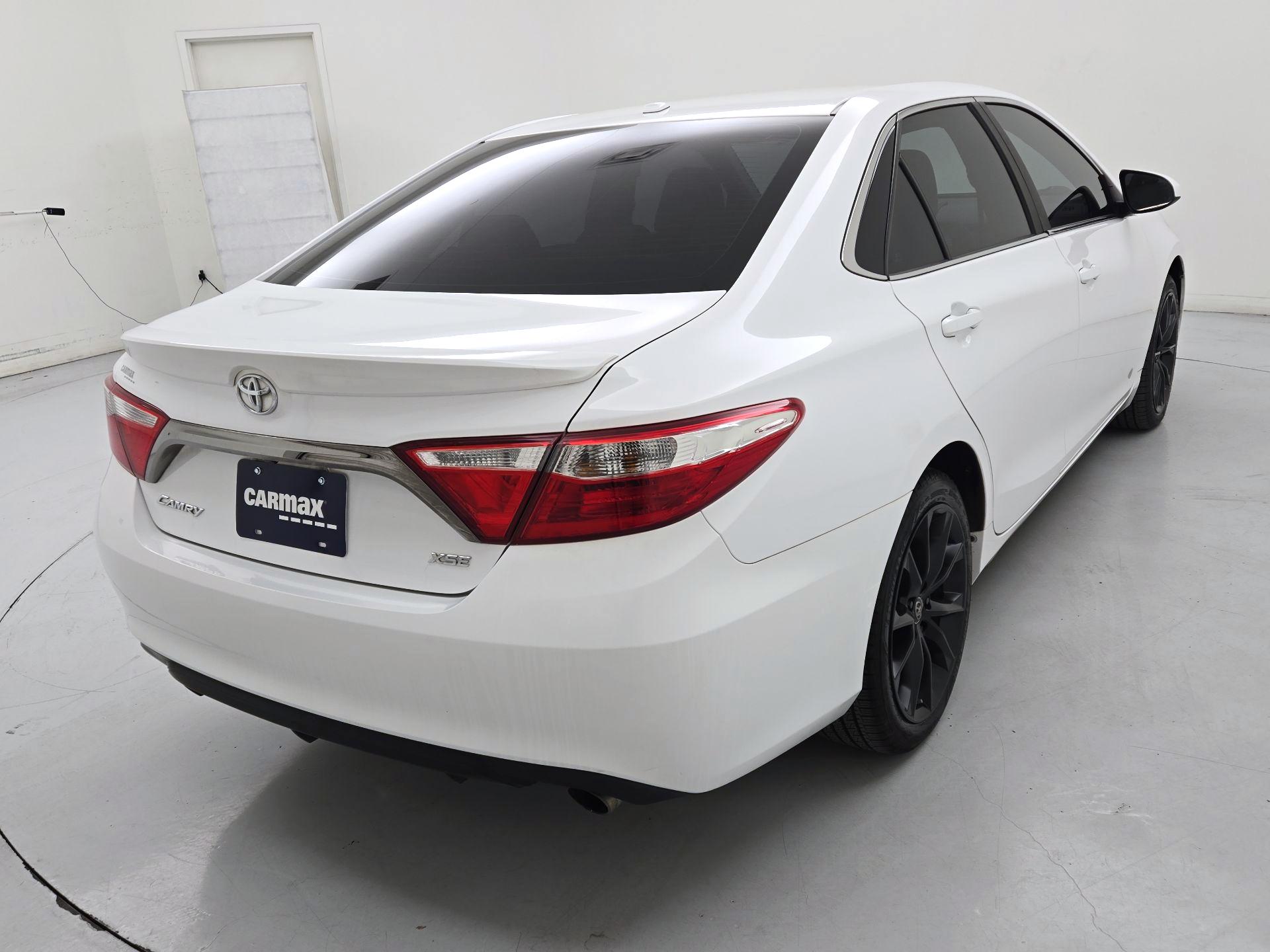 Thumbnail: 2015 Toyota Camry - 5