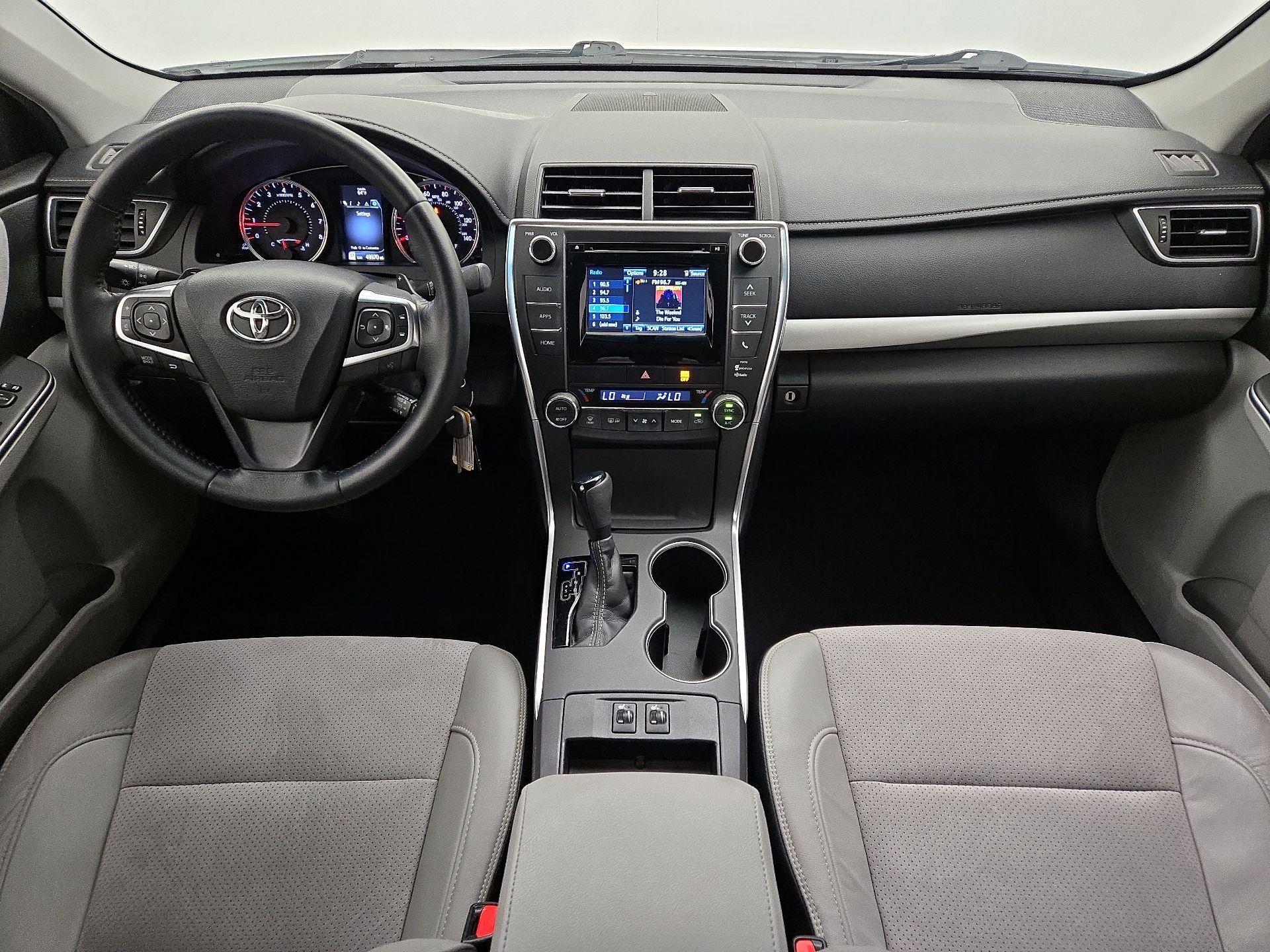 Thumbnail: 2015 Toyota Camry - 8