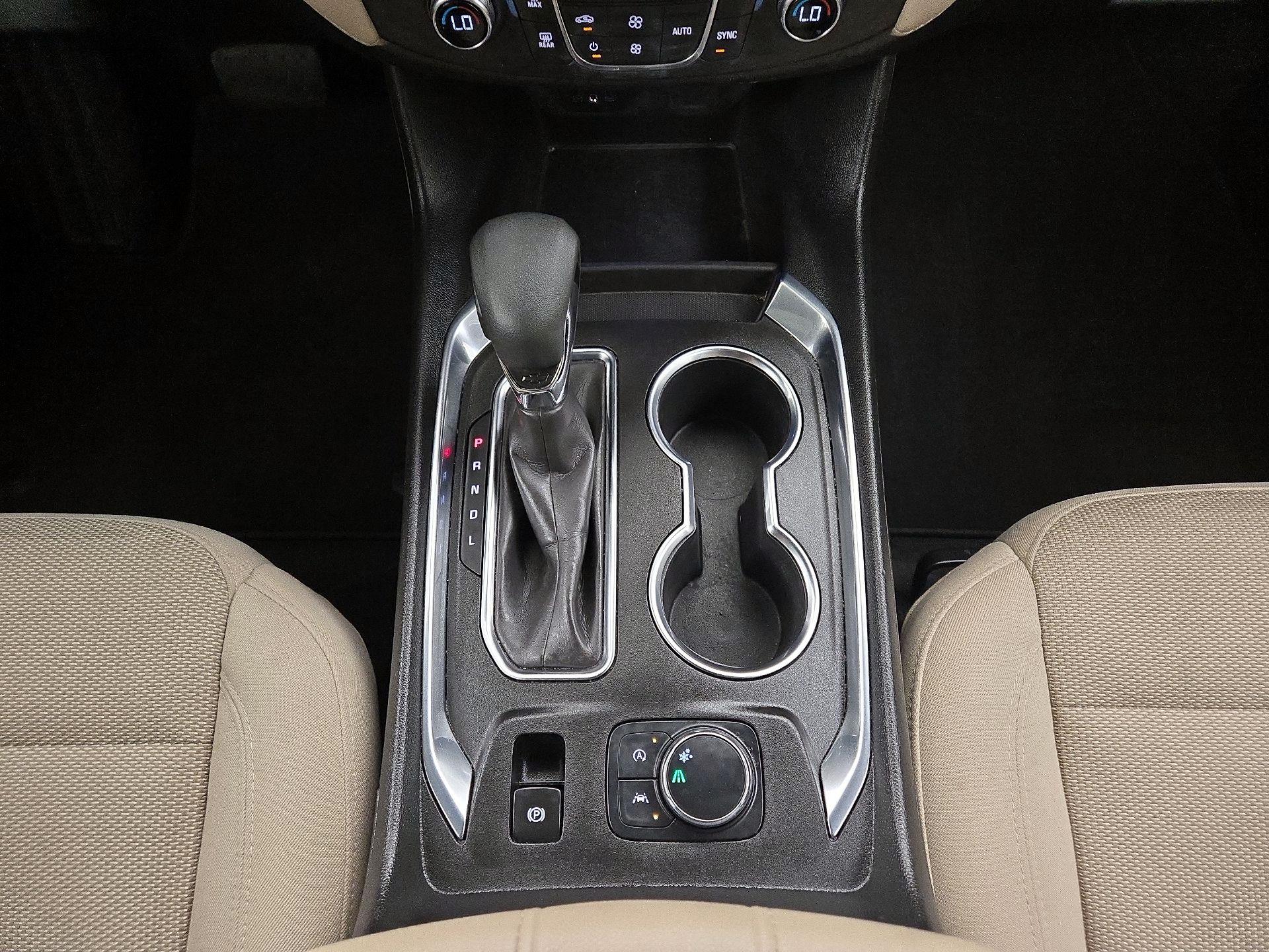 Thumbnail: 2022 Chevrolet Traverse - 15