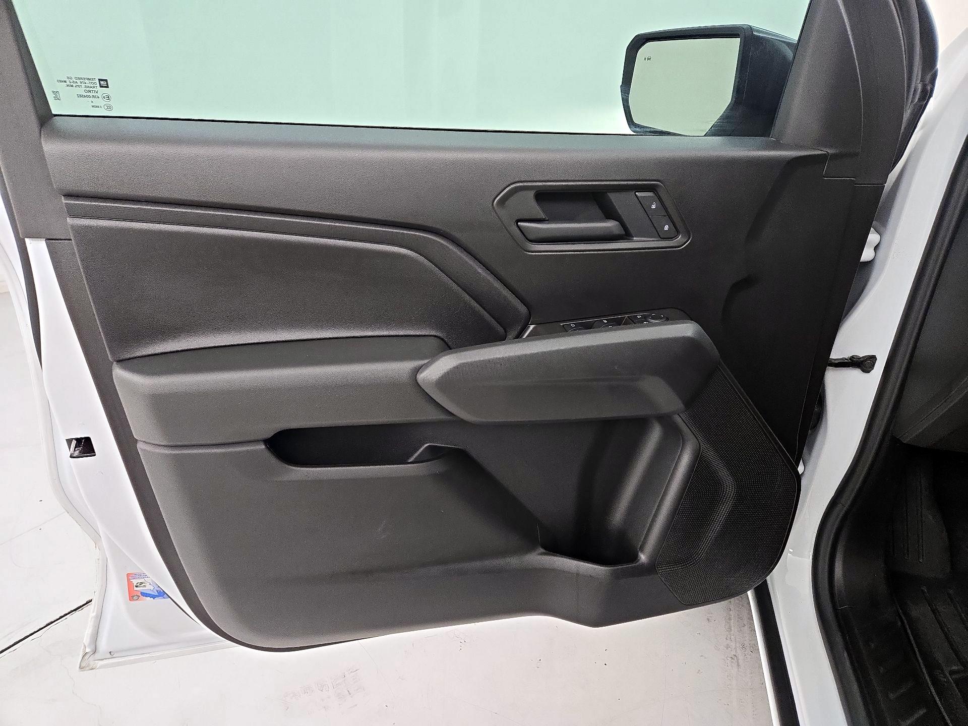 Thumbnail: 2025 Chevrolet Colorado - 10