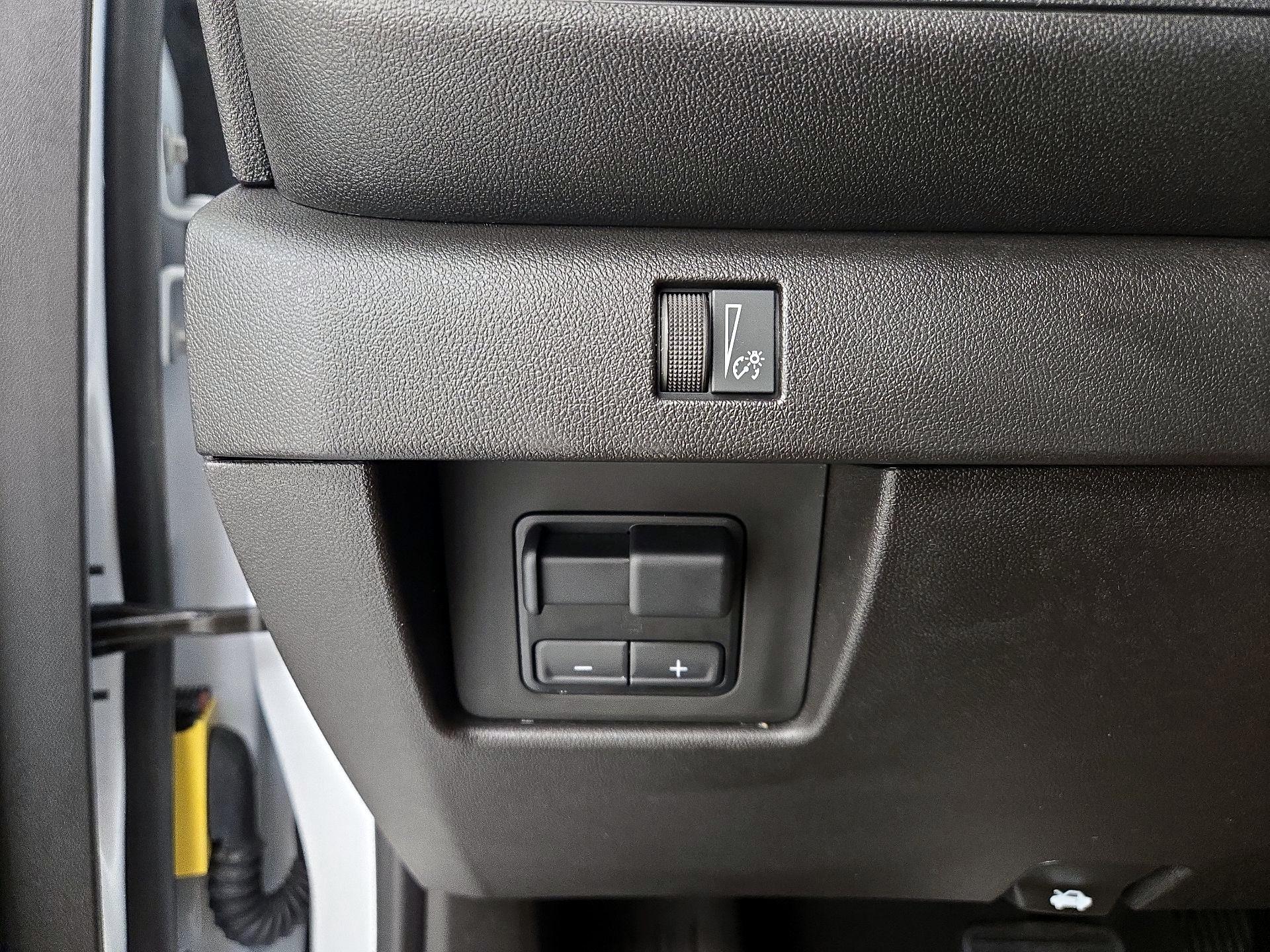 Thumbnail: 2025 Chevrolet Colorado - 11