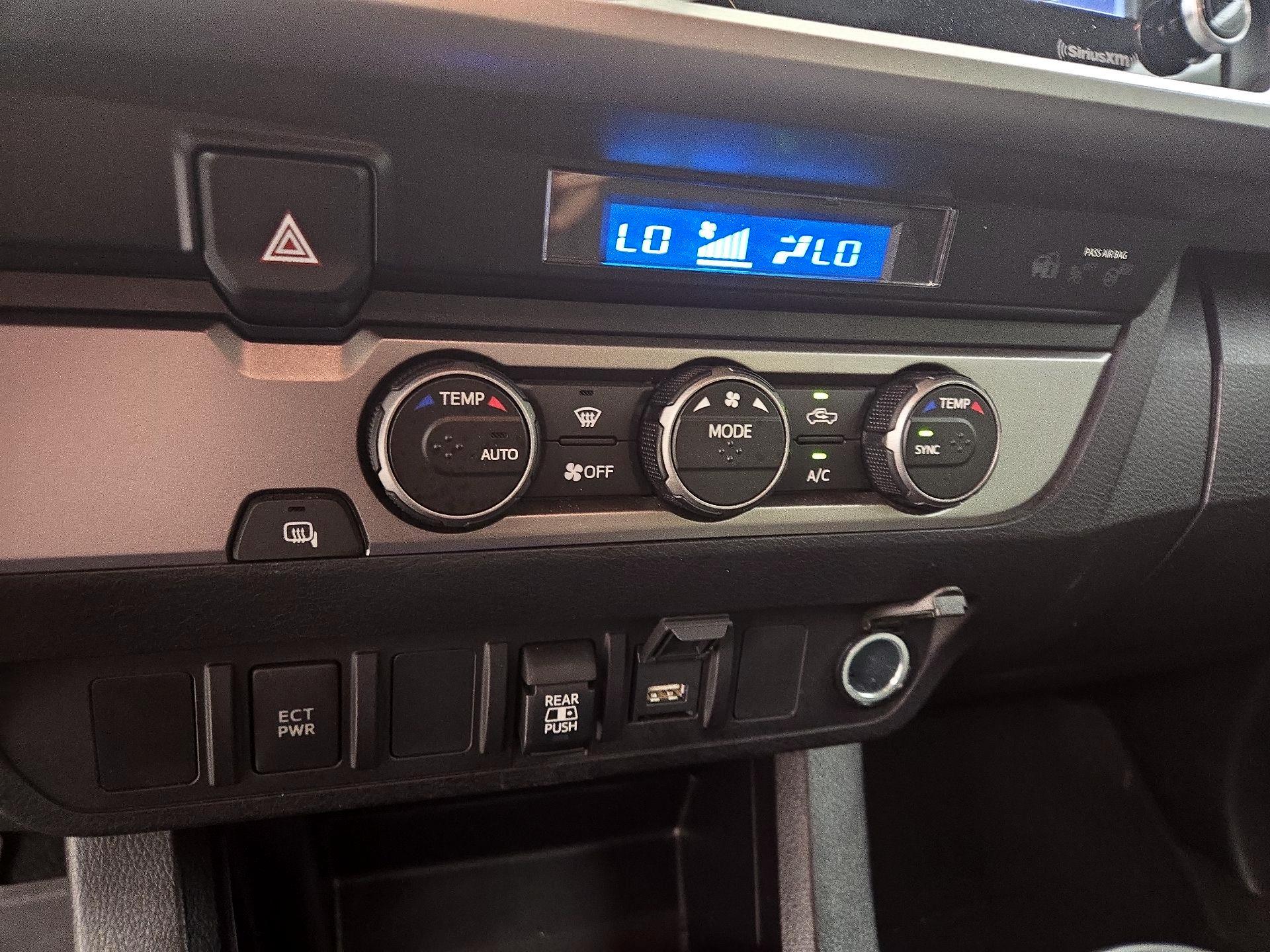 Thumbnail: 2021 Toyota Tacoma - 14