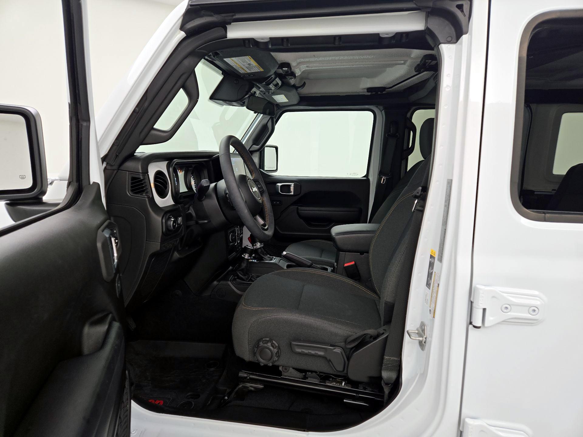 Thumbnail: 2024 Jeep Wrangler - 9