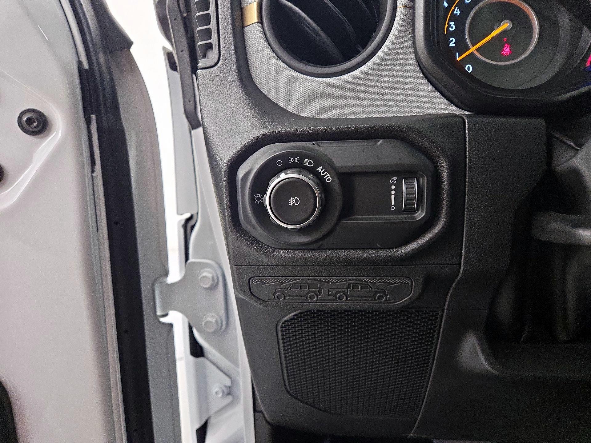 Thumbnail: 2024 Jeep Wrangler - 11