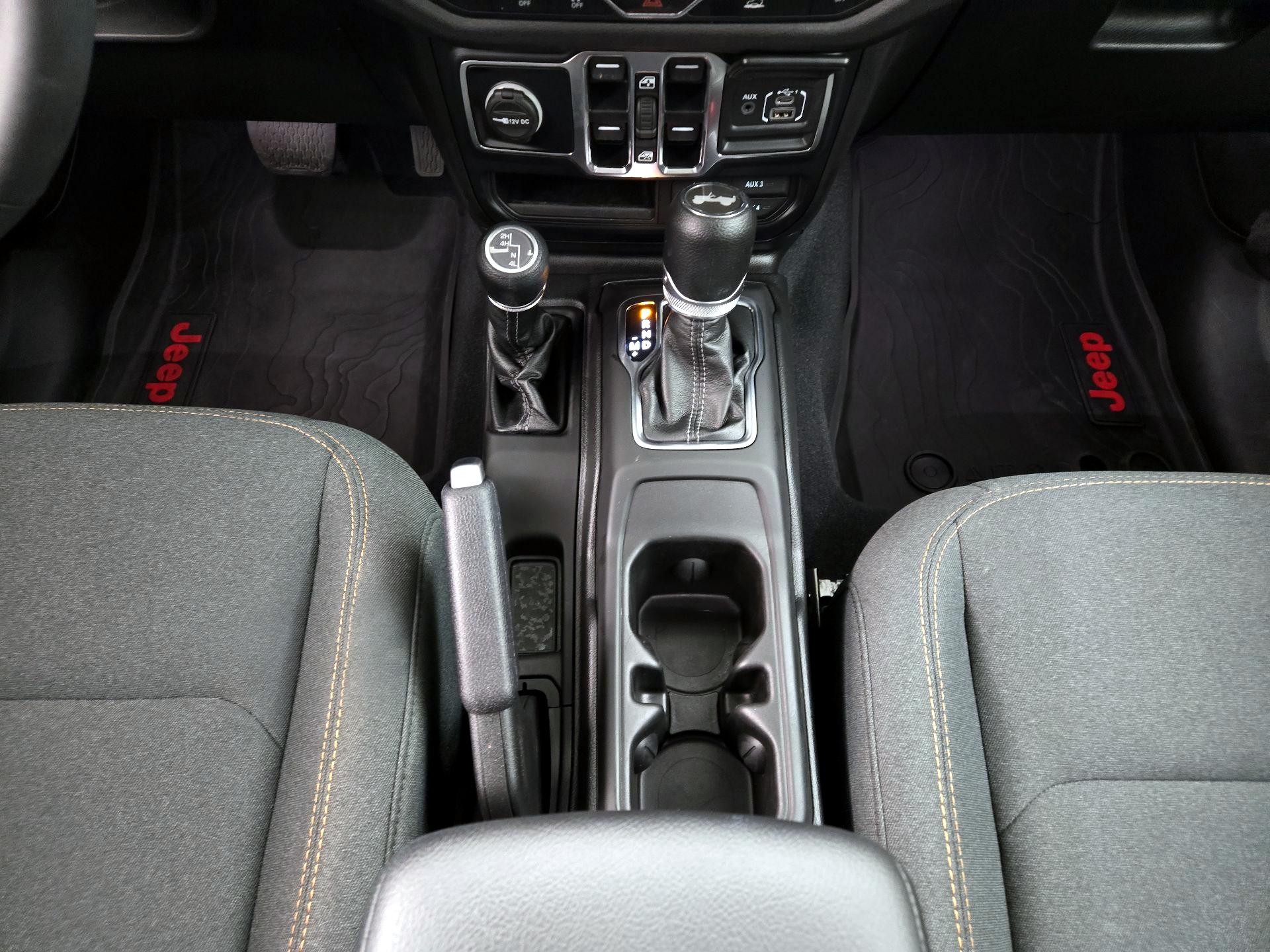 Thumbnail: 2024 Jeep Wrangler - 15