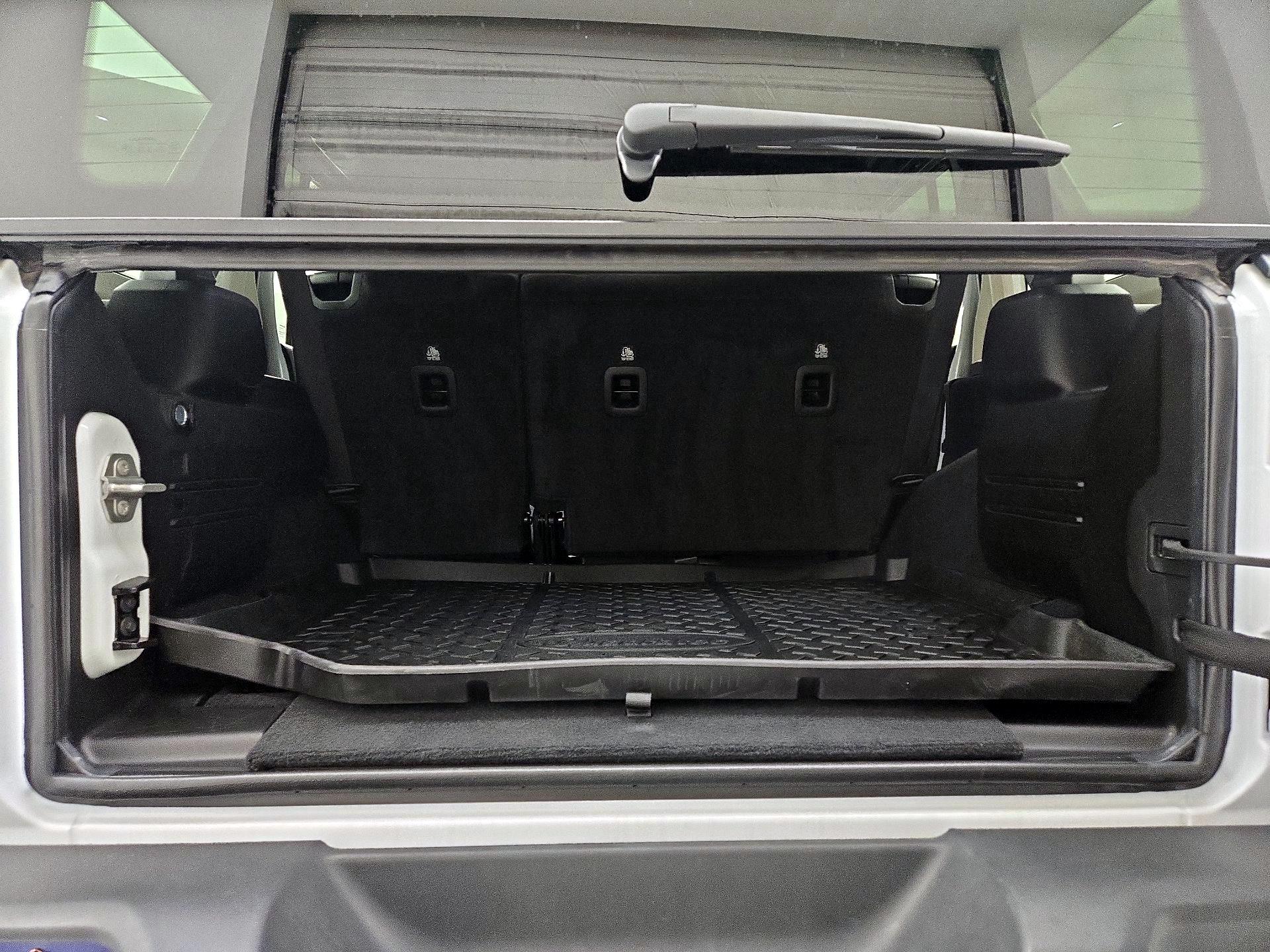 Thumbnail: 2024 Jeep Wrangler - 18