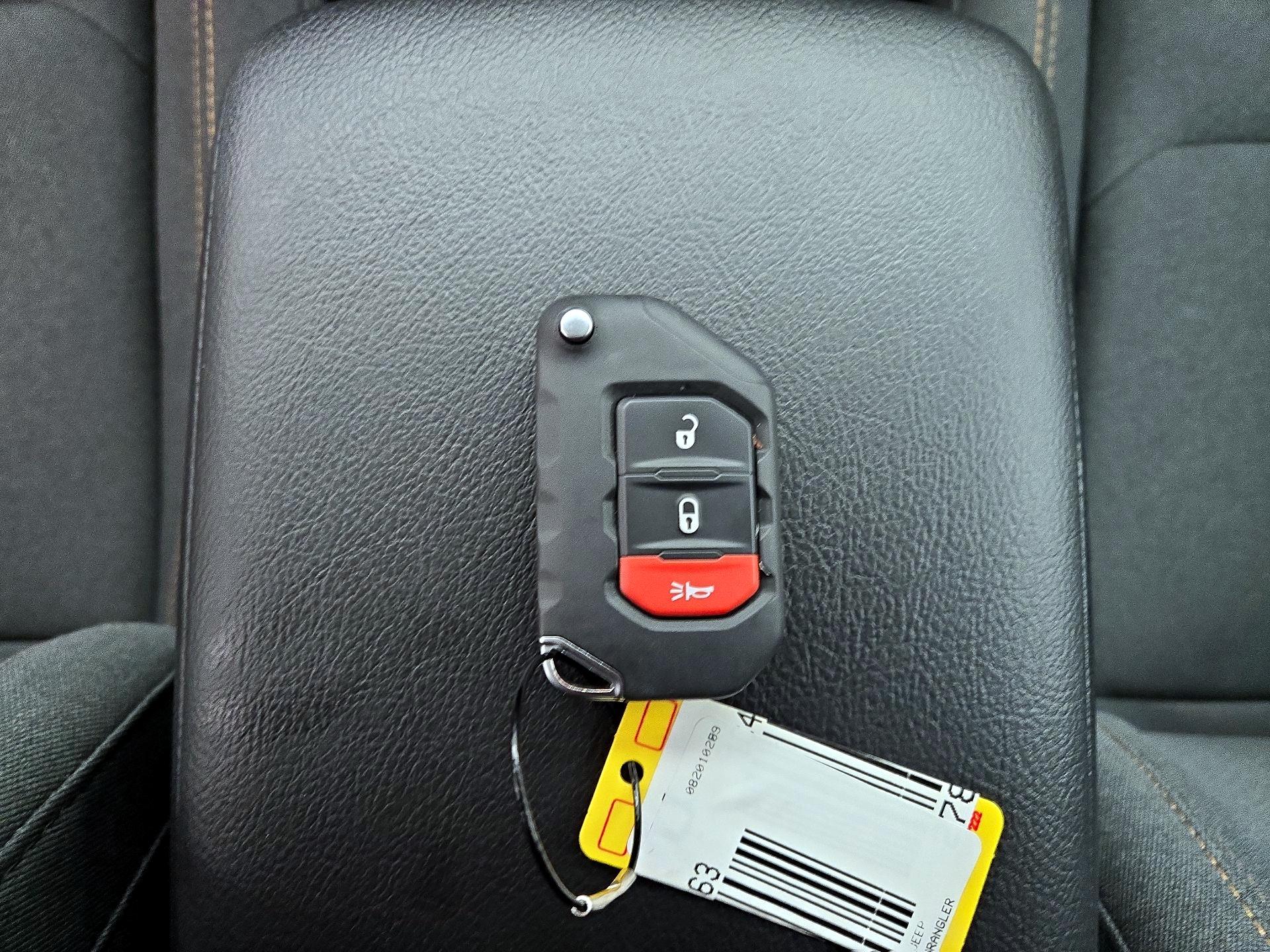 Thumbnail: 2024 Jeep Wrangler - 20