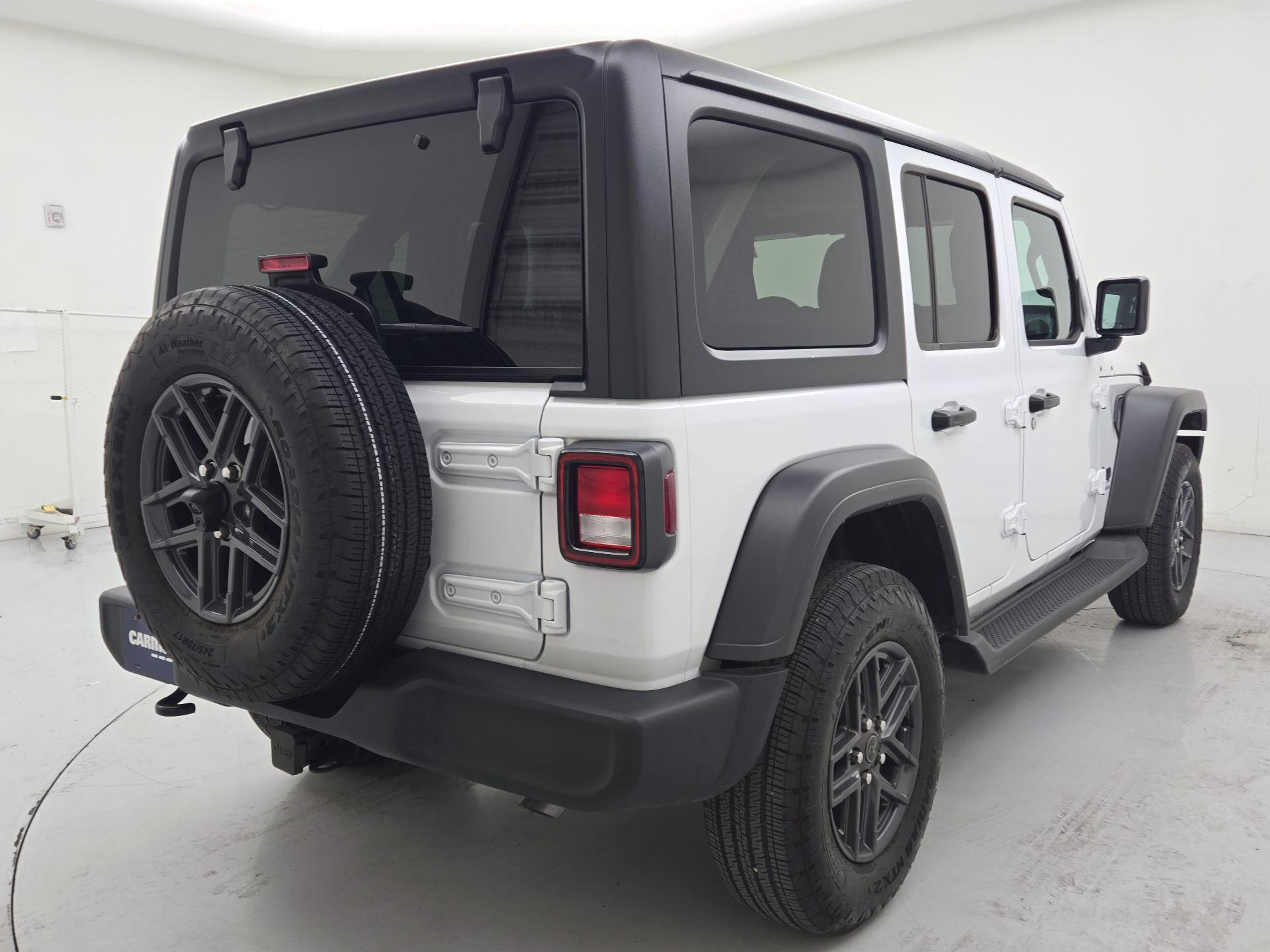 Thumbnail: 2024 Jeep Wrangler - 5