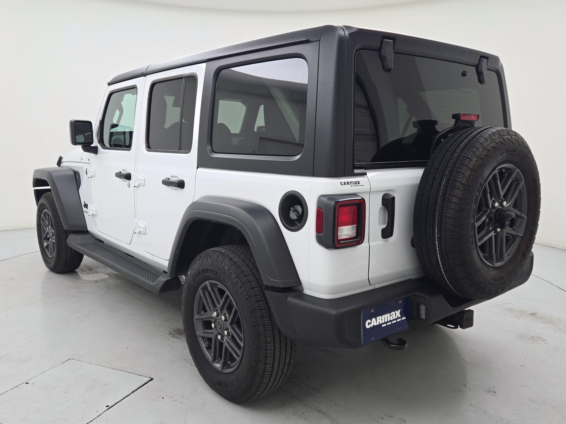 Thumbnail: 2024 Jeep Wrangler - 7