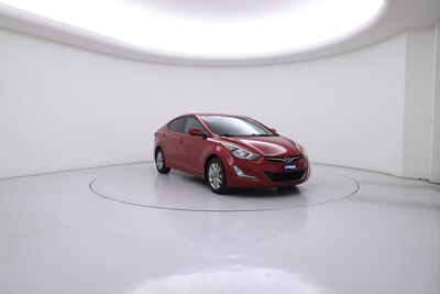 Red 2014 Hyundai Elantra SE