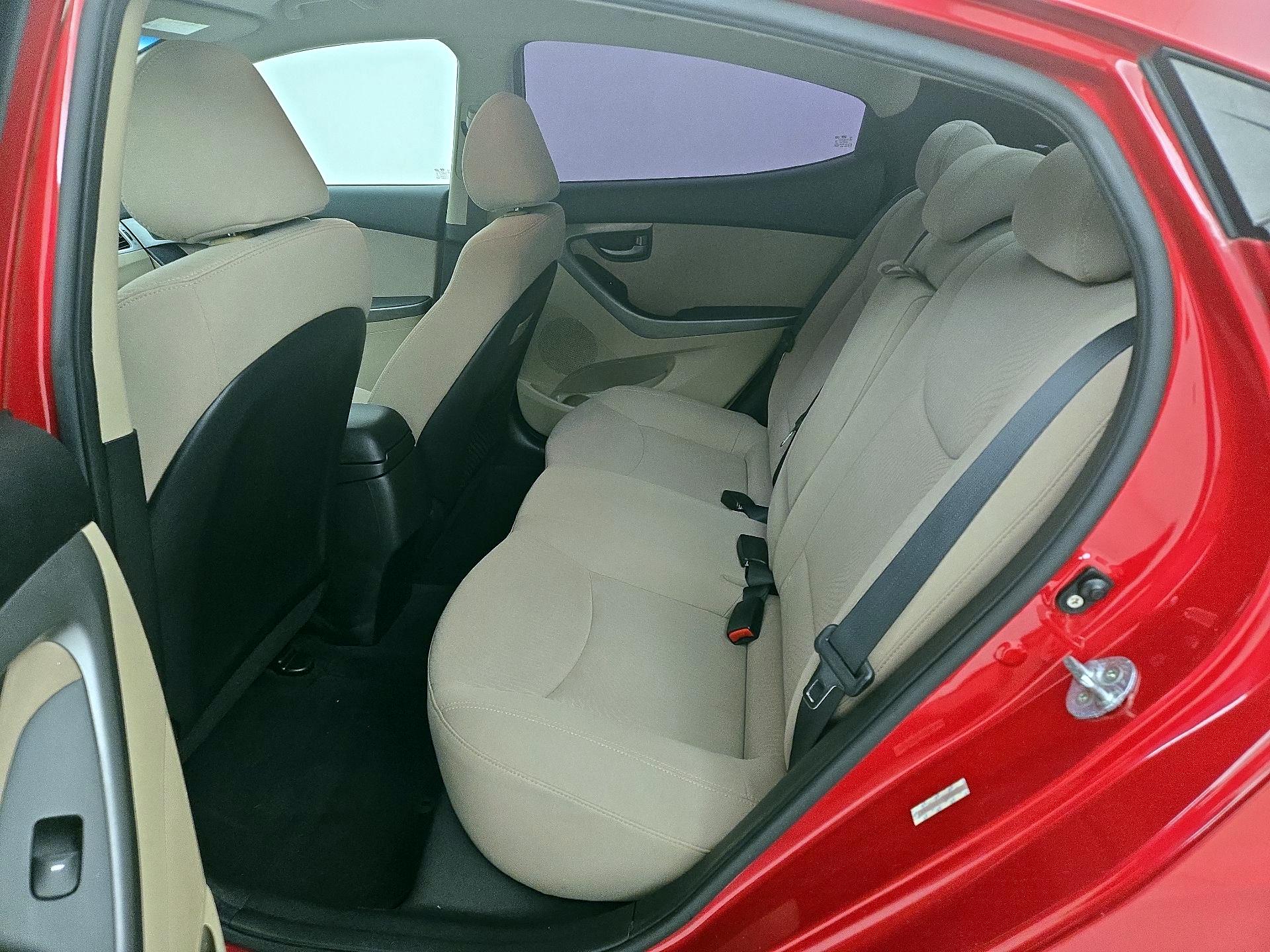 Thumbnail: 2014 Hyundai Elantra - 19