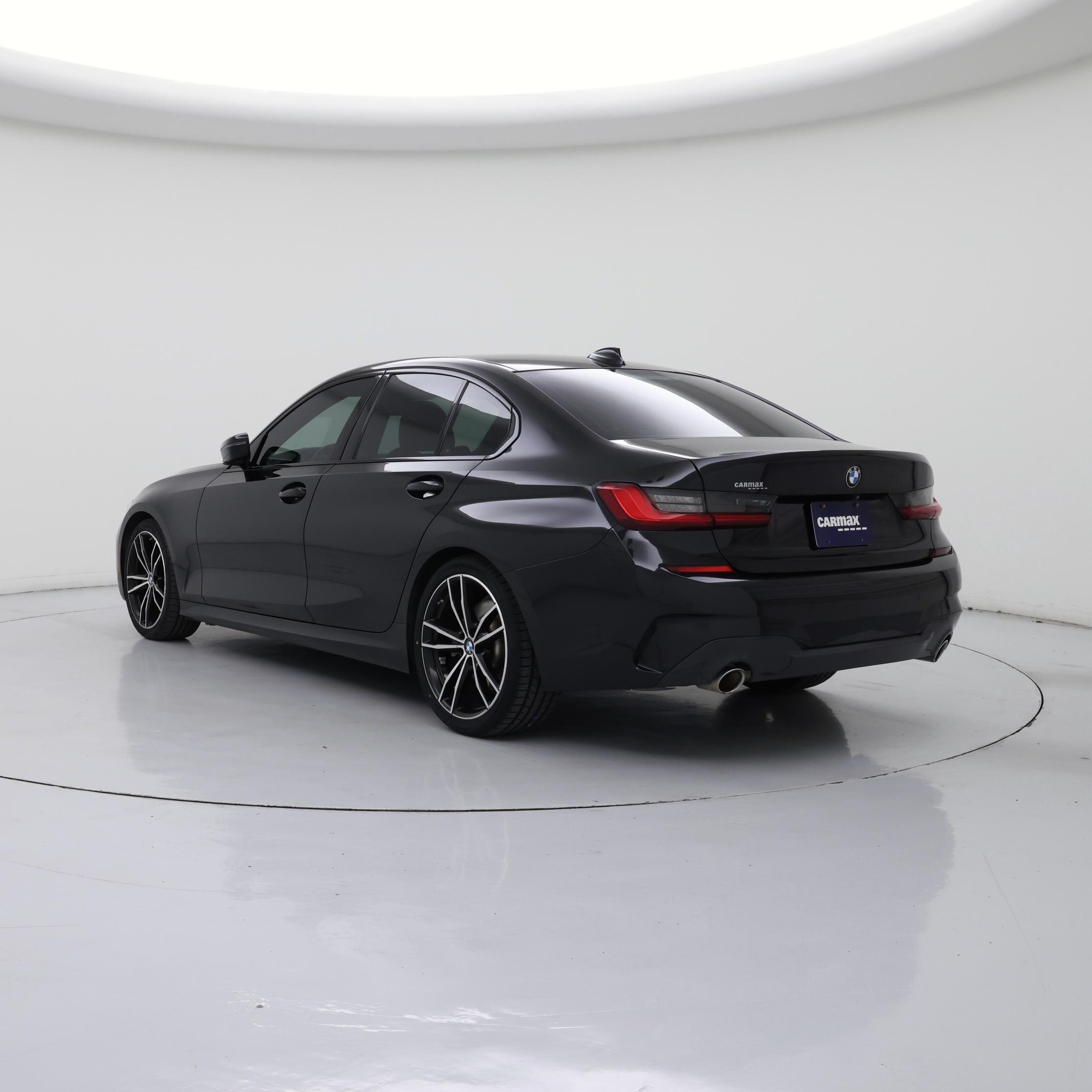 Thumbnail: 2021 BMW 3 Series - 2