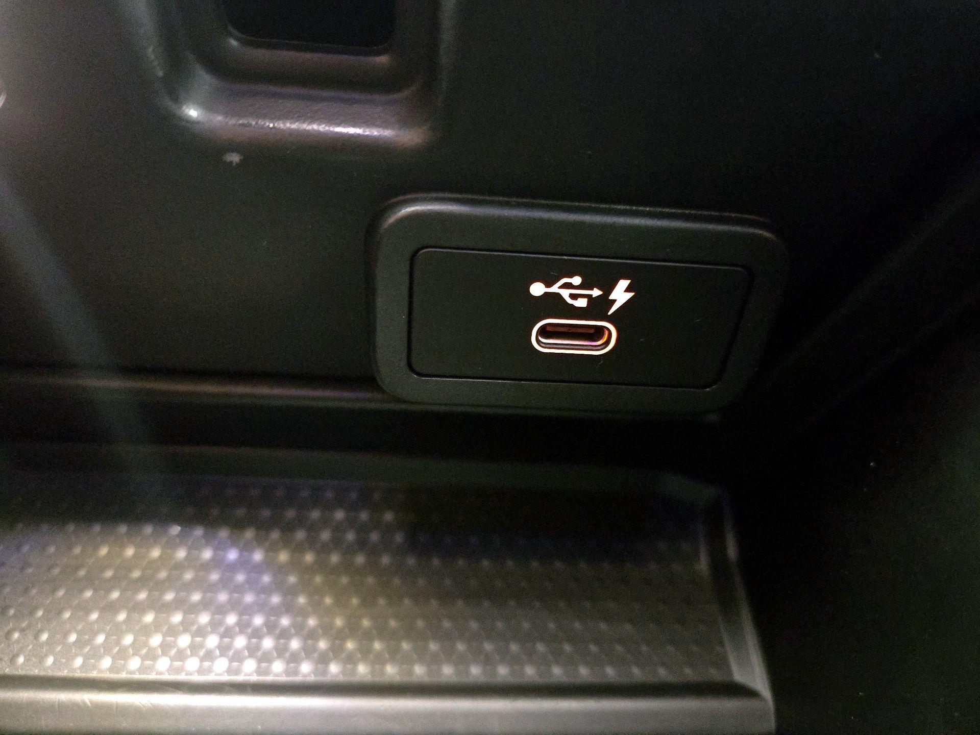 Thumbnail: 2021 BMW 3 Series - 19