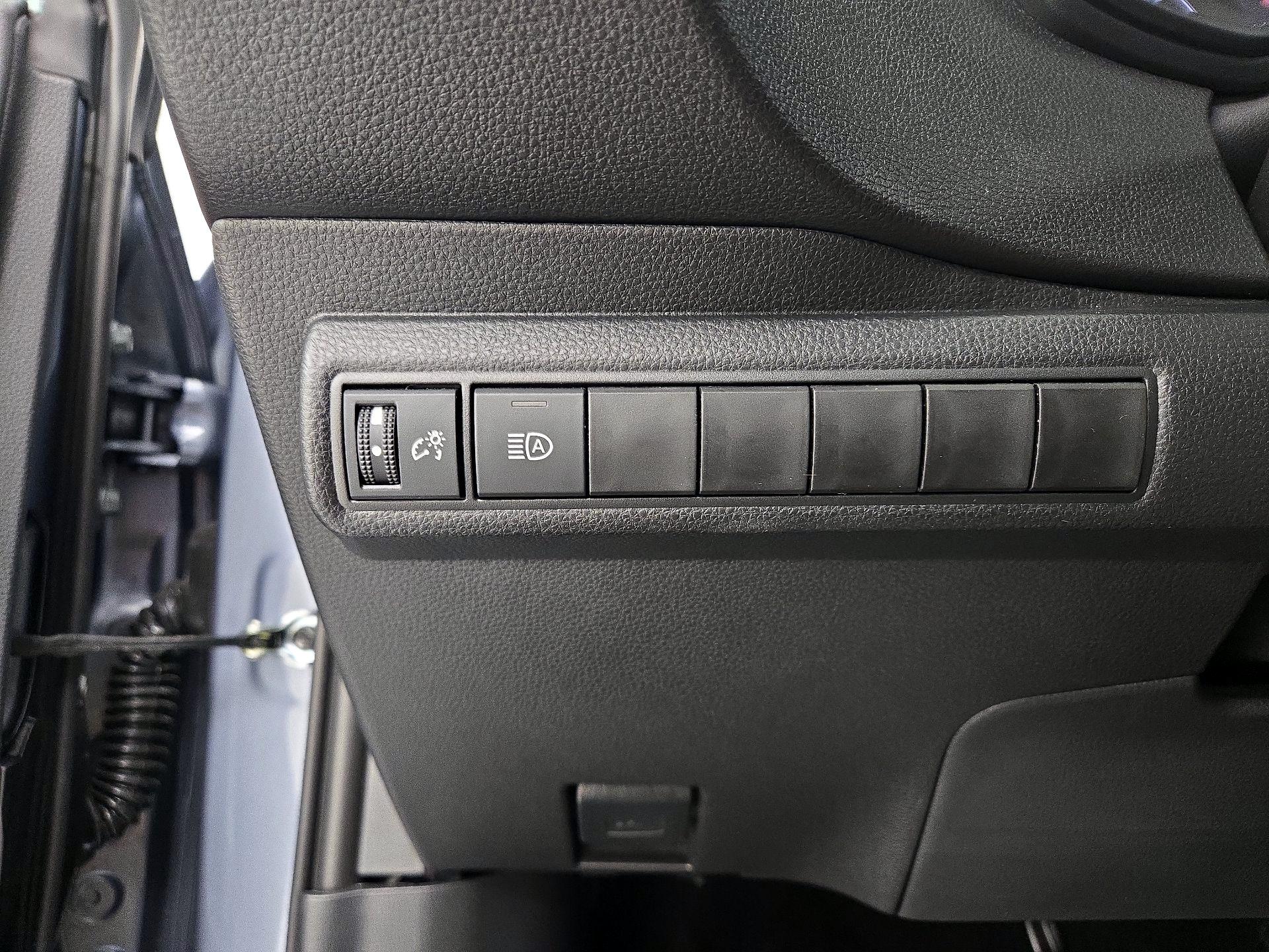 Thumbnail: 2025 Toyota Corolla - 13