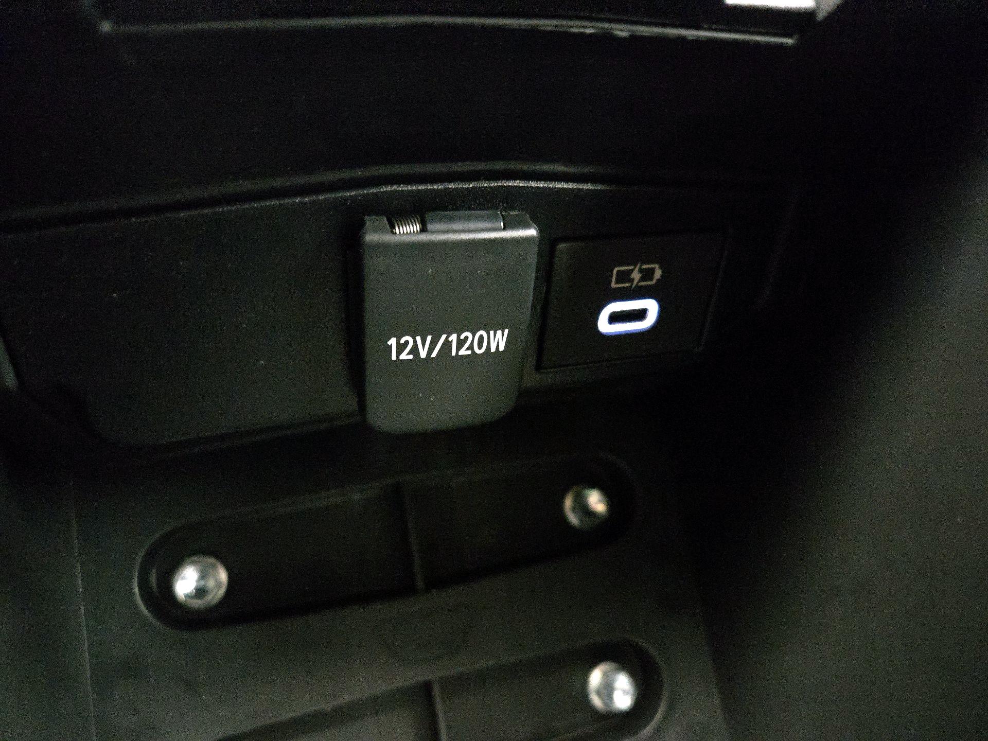 Thumbnail: 2025 Toyota Corolla - 18