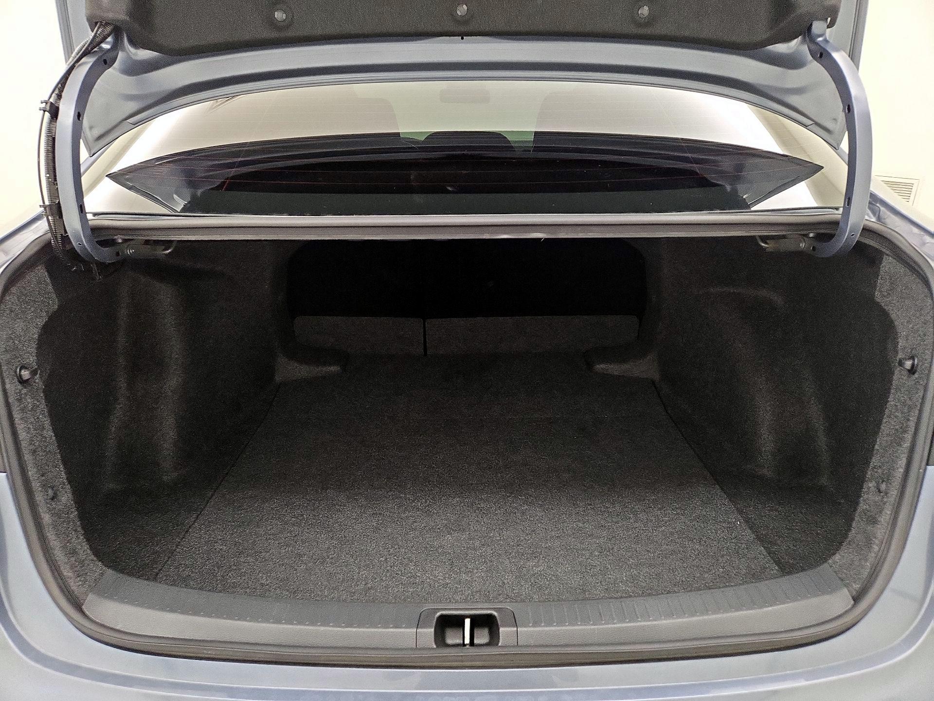 Thumbnail: 2025 Toyota Corolla - 20