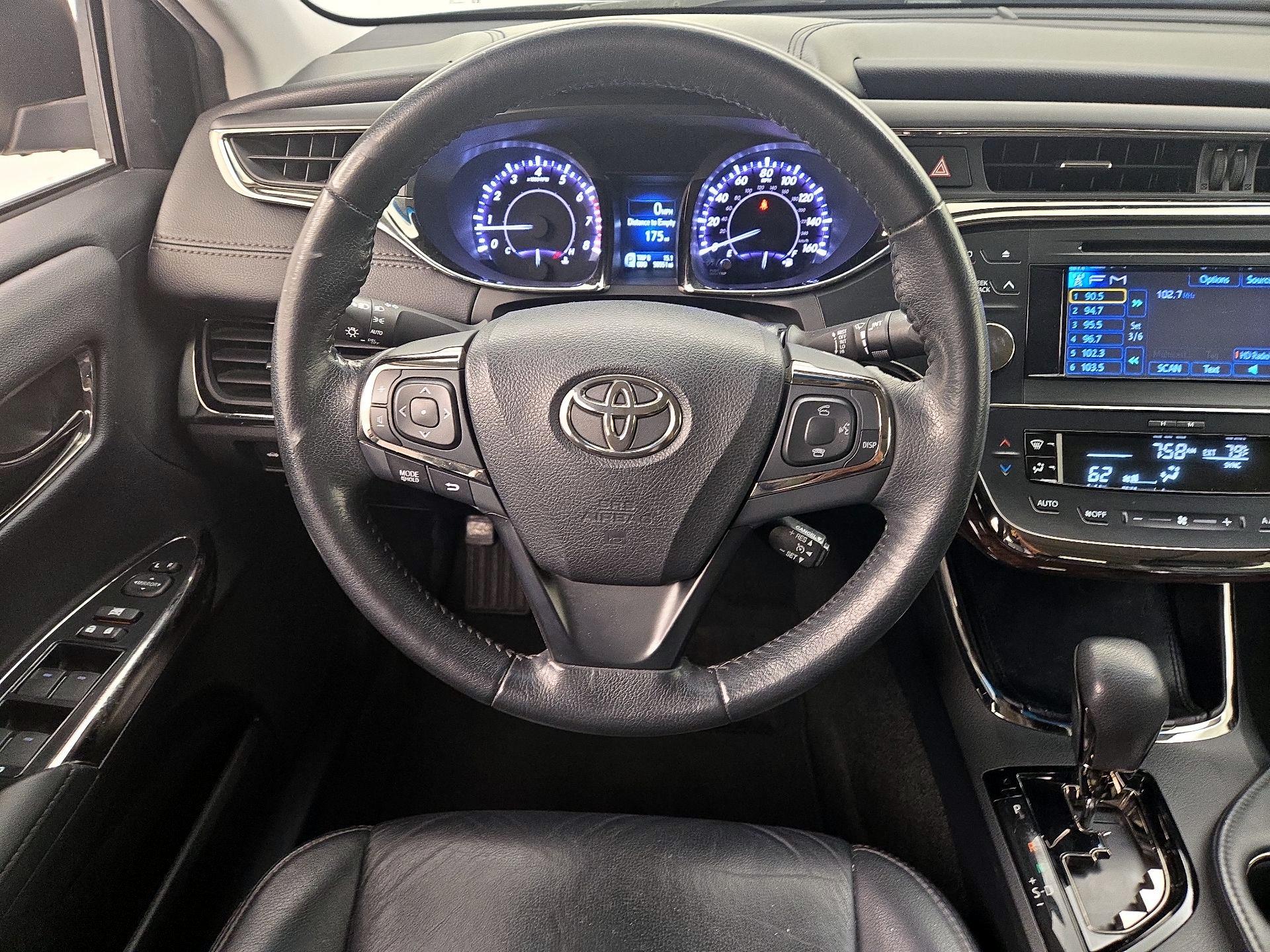 Thumbnail: 2014 Toyota Avalon - 10