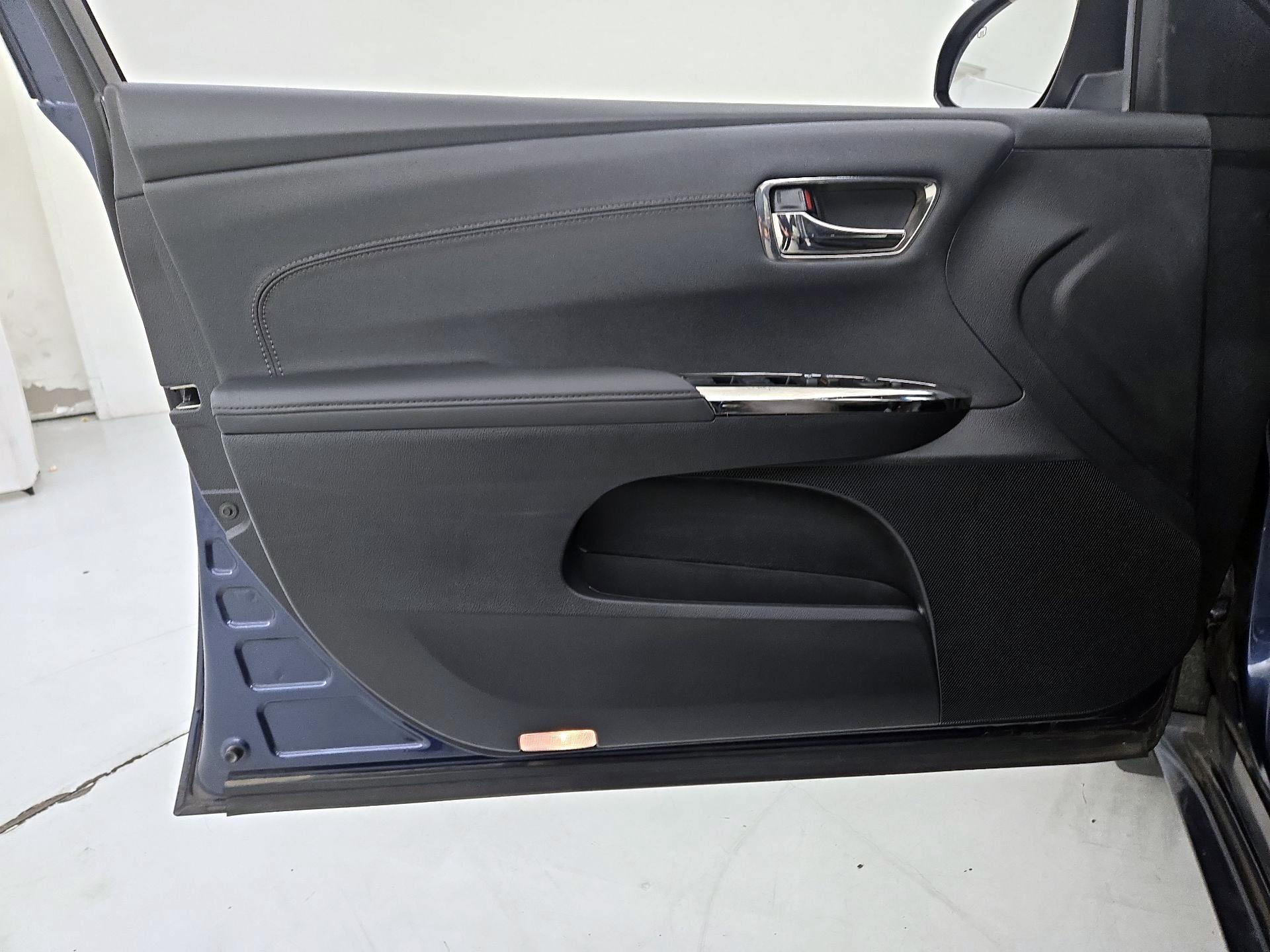 Thumbnail: 2014 Toyota Avalon - 12