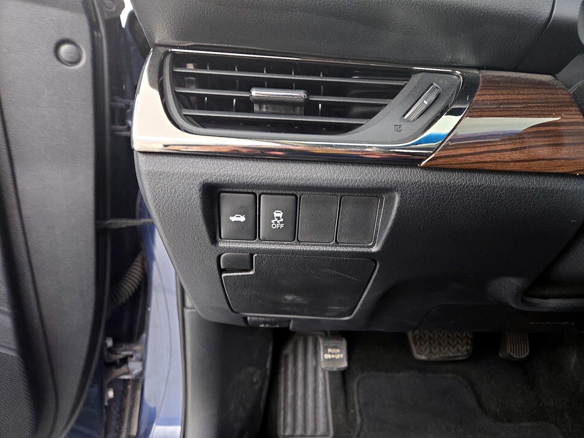 Thumbnail: 2014 Toyota Avalon - 13