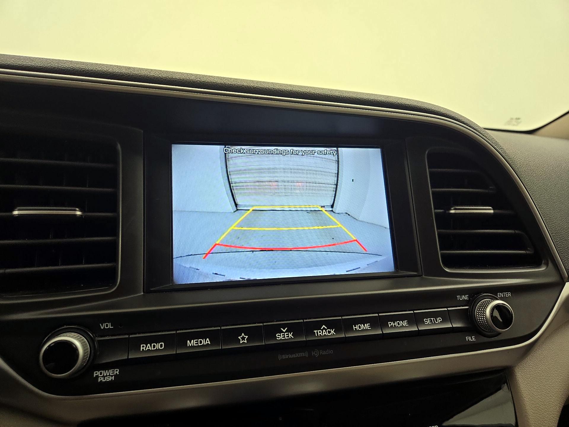 Thumbnail: 2019 Hyundai Elantra - 14