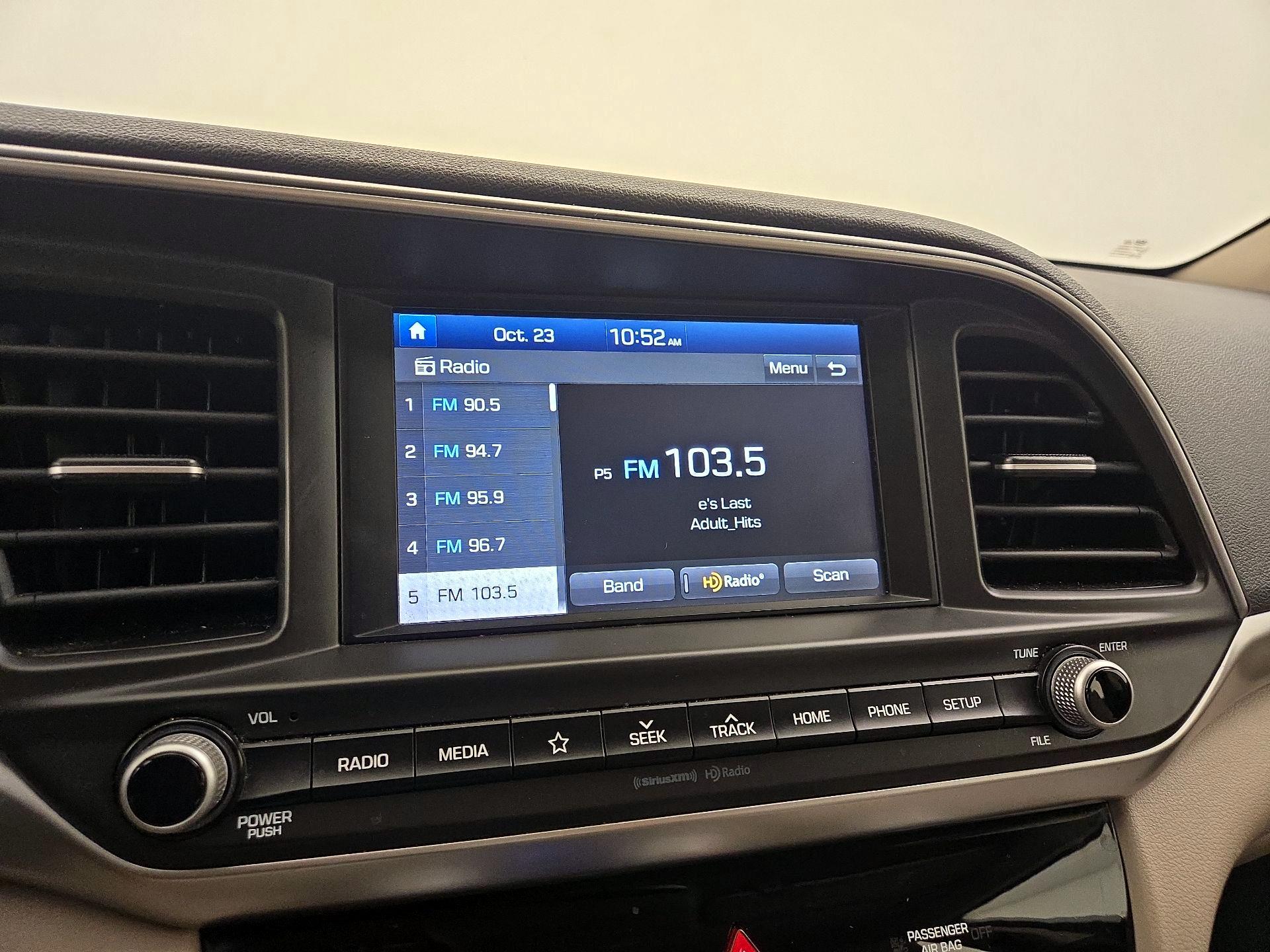 Thumbnail: 2019 Hyundai Elantra - 15