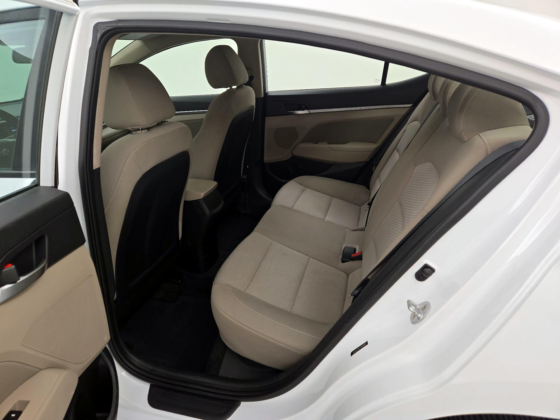 Thumbnail: 2019 Hyundai Elantra - 19