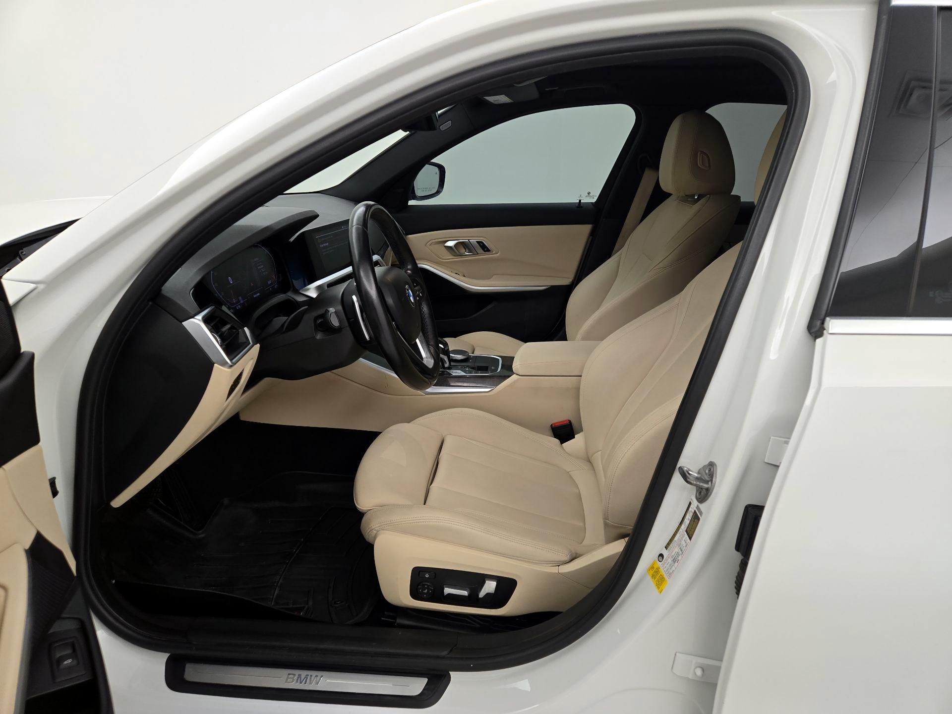 Thumbnail: 2020 BMW 3 Series - 11