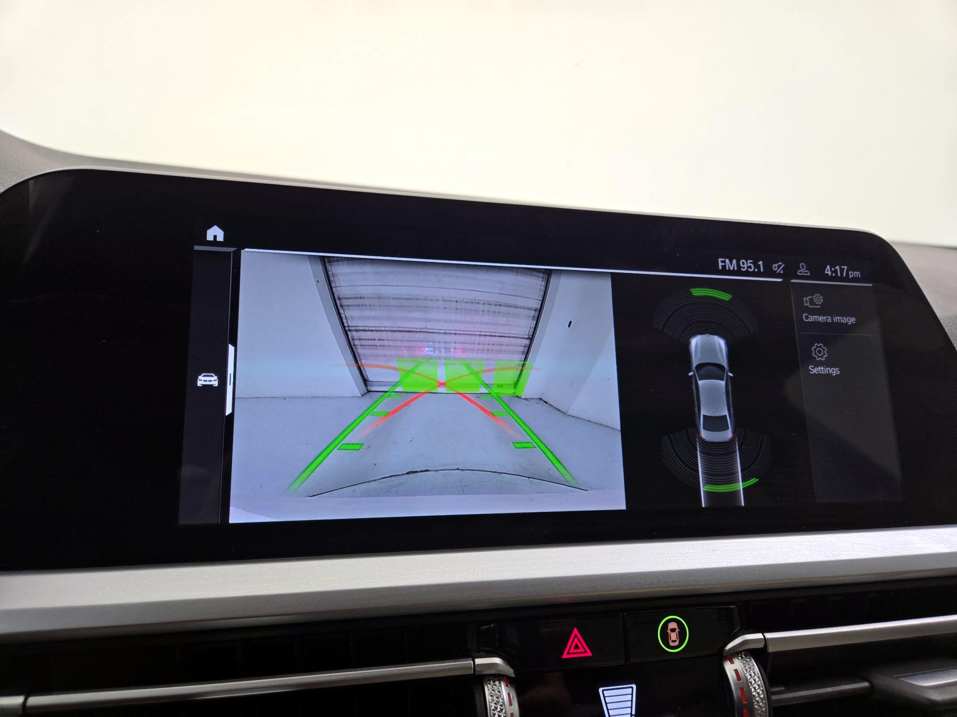 Thumbnail: 2020 BMW 3 Series - 15