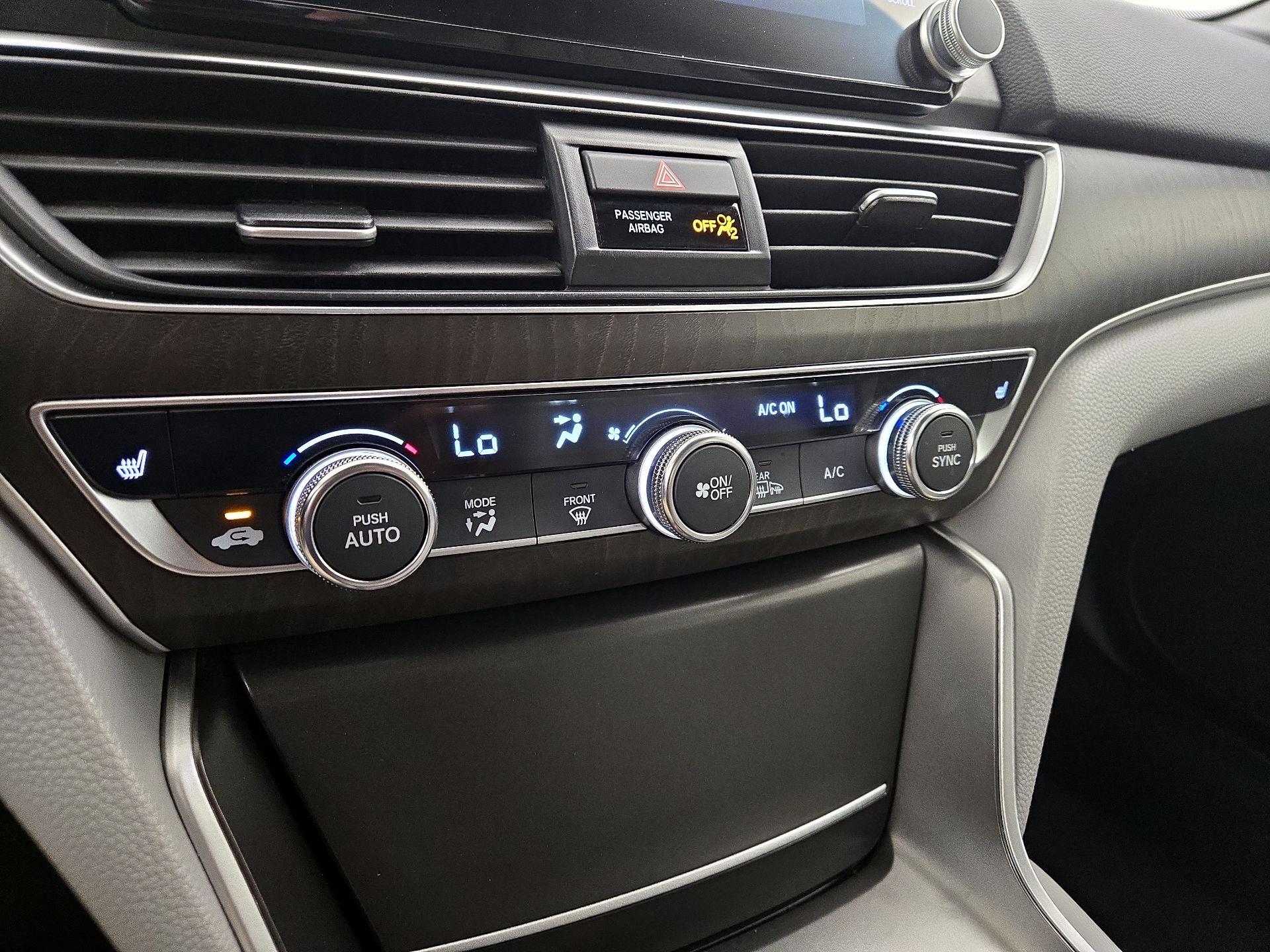 Thumbnail: 2018 Honda Accord - 14