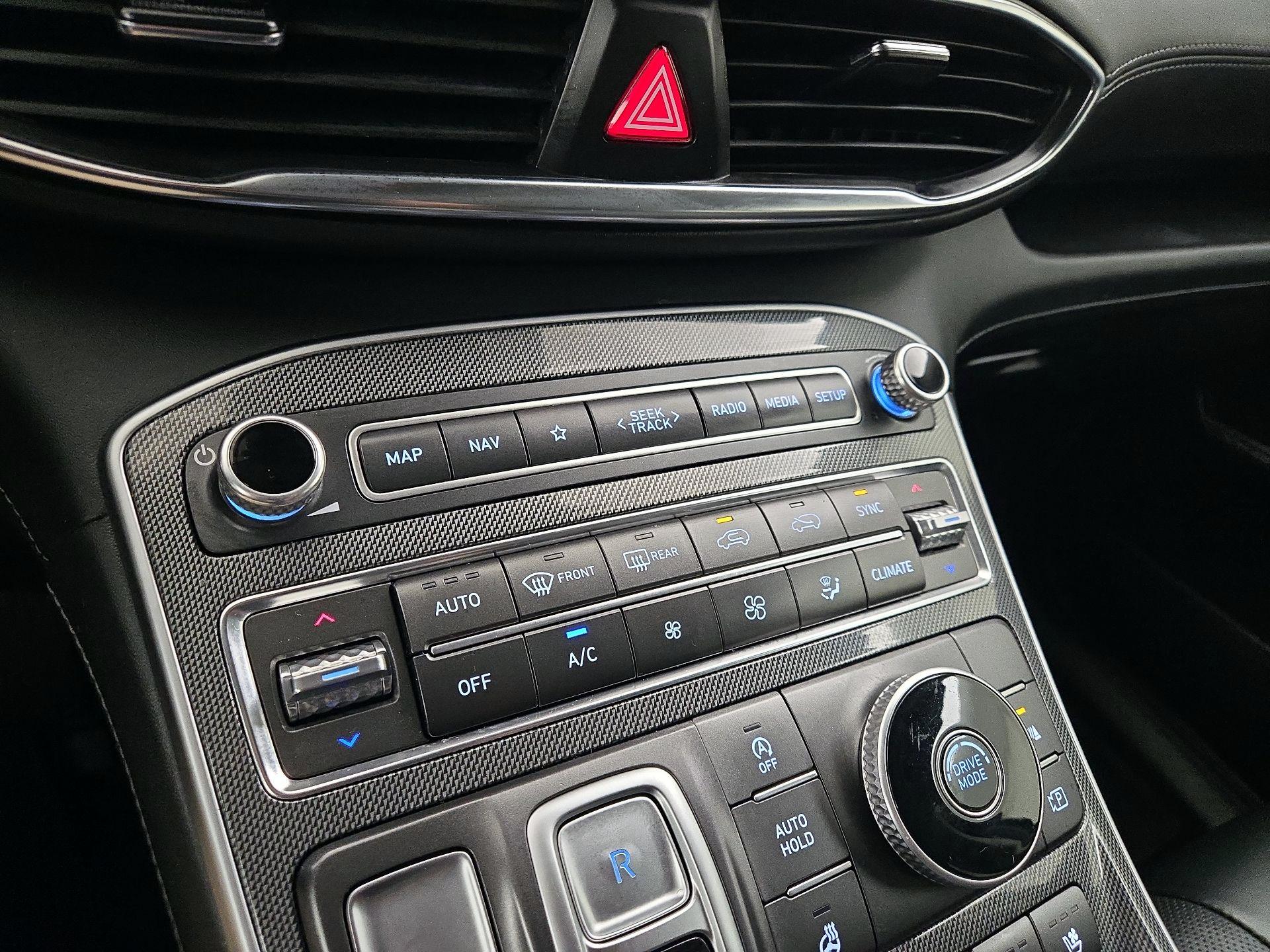 Thumbnail: 2022 Hyundai Santa Fe - 17