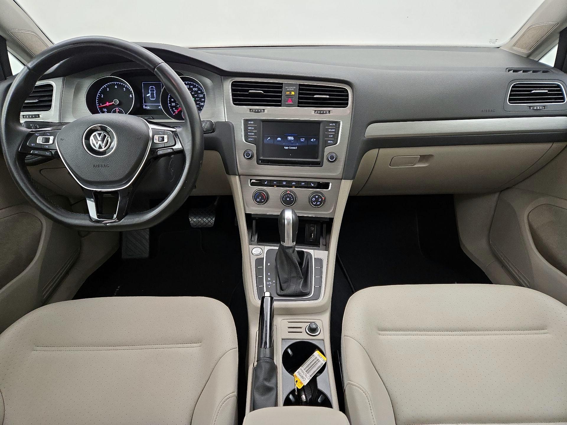 Thumbnail: 2017 Volkswagen Golf - 9