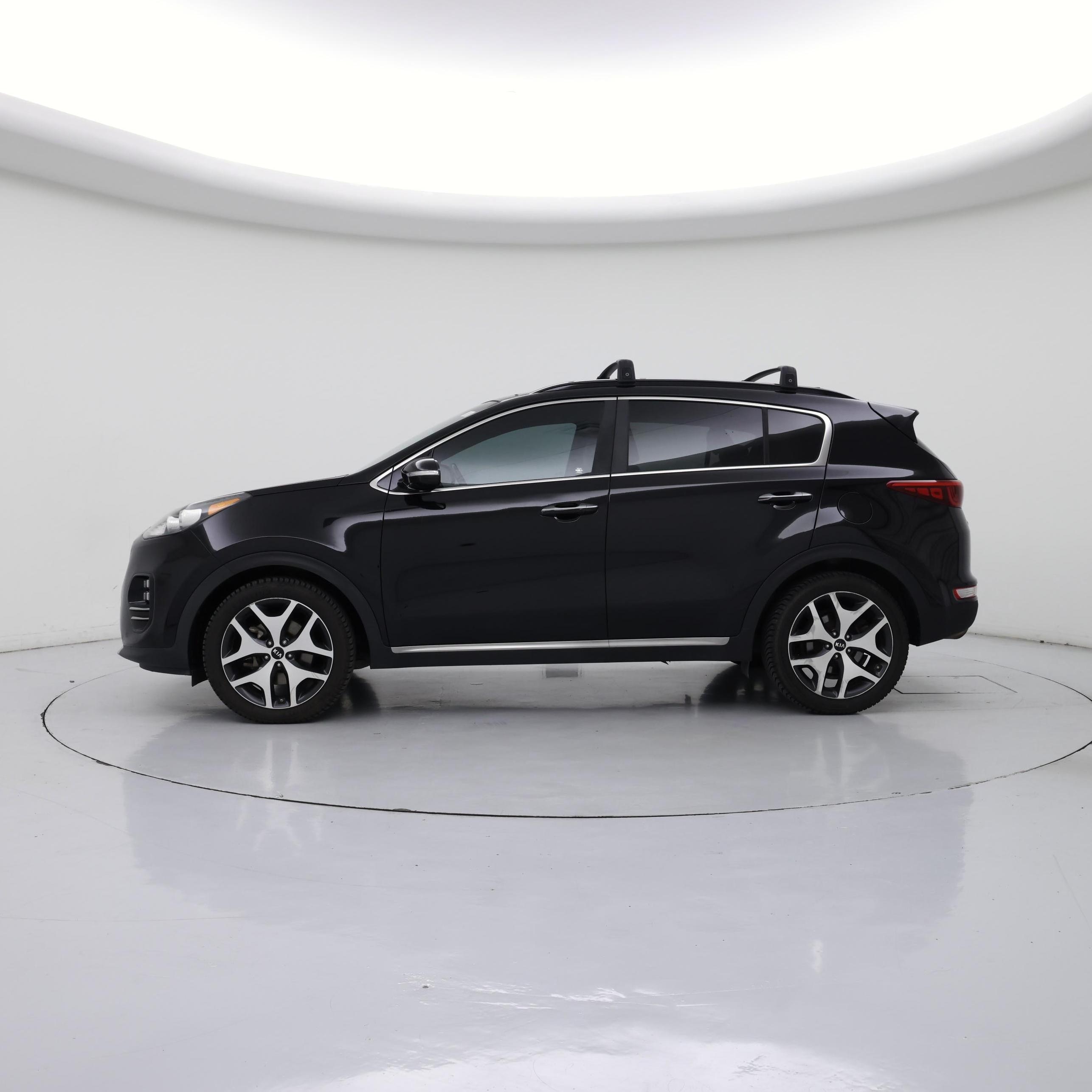 Thumbnail: 2018 Kia Sportage - 3