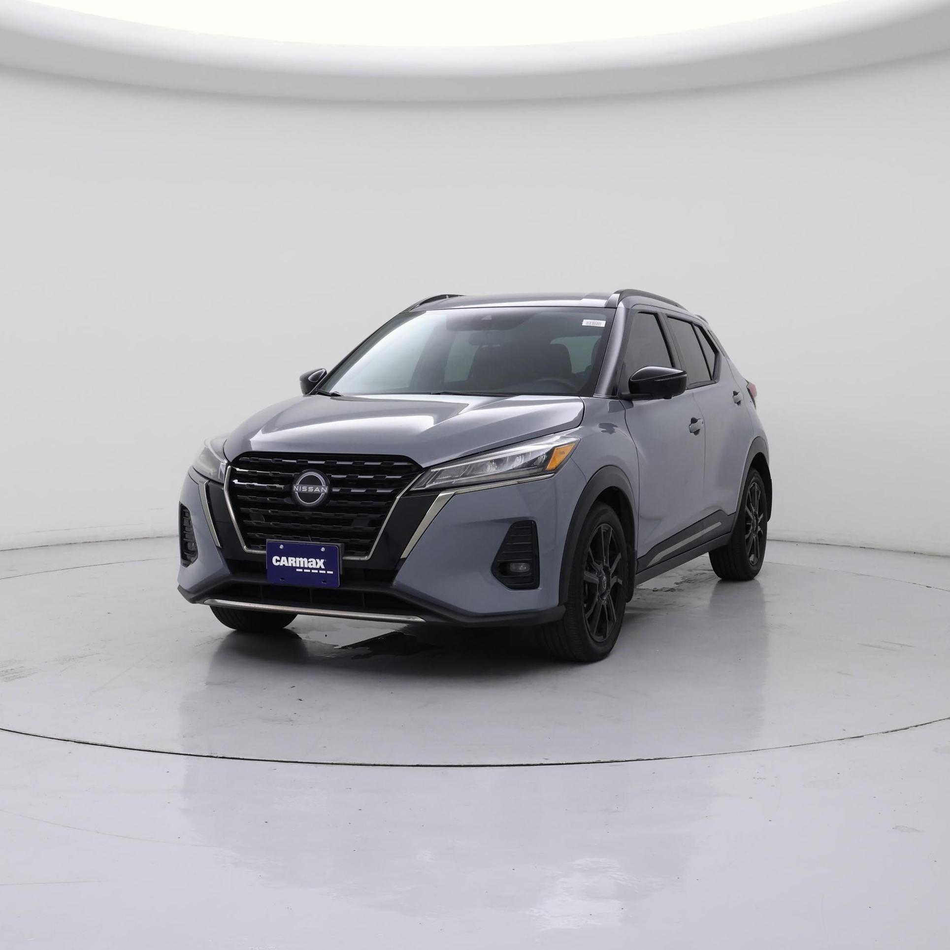 Thumbnail: 2023 Nissan Kicks - 4