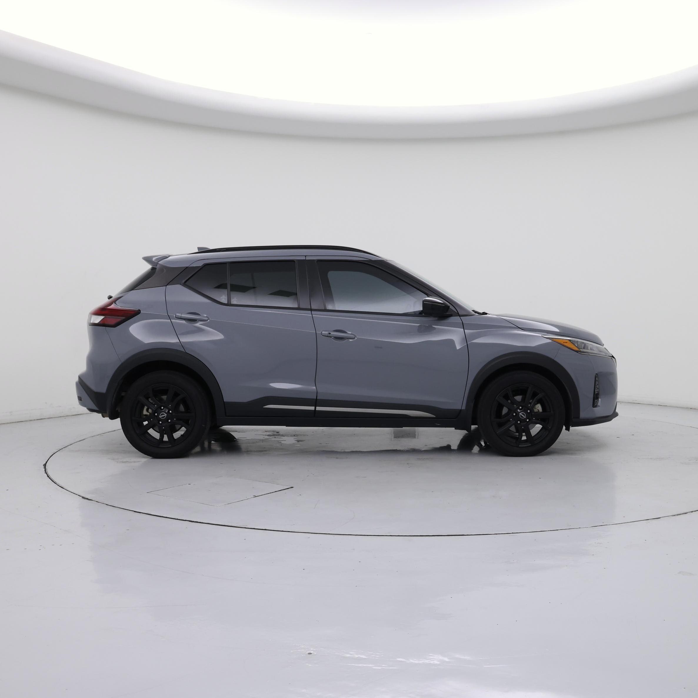 Thumbnail: 2023 Nissan Kicks - 7