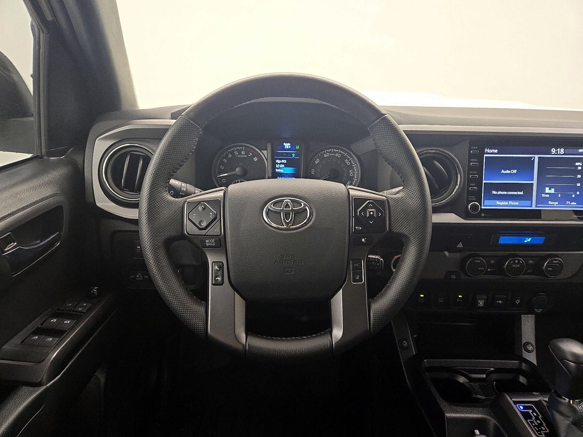 Thumbnail: 2022 Toyota Tacoma - 10