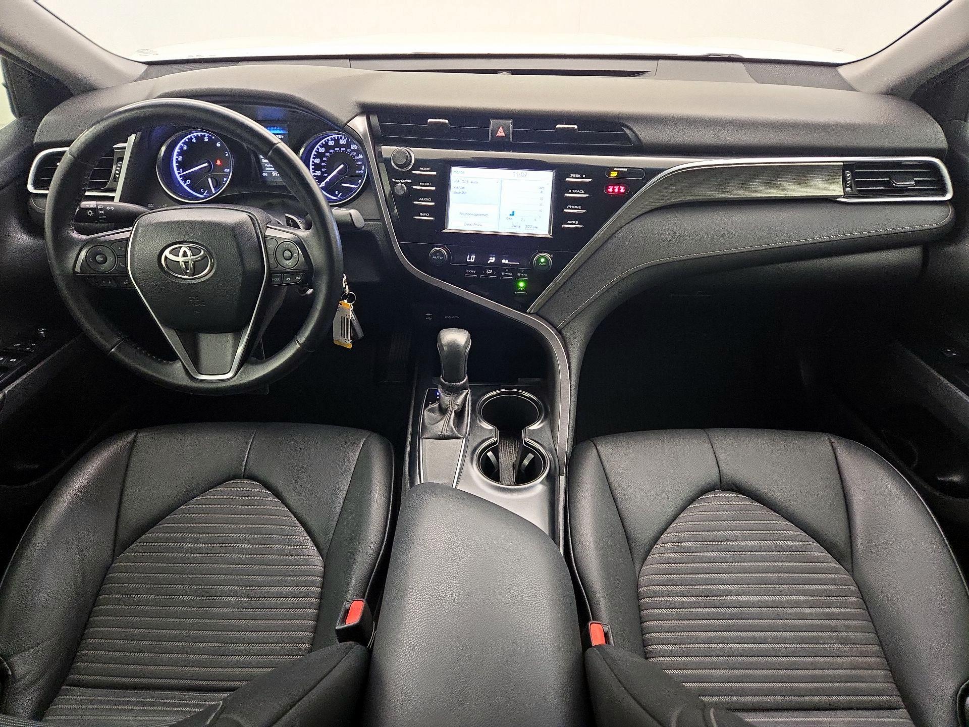 Thumbnail: 2018 Toyota Camry - 9