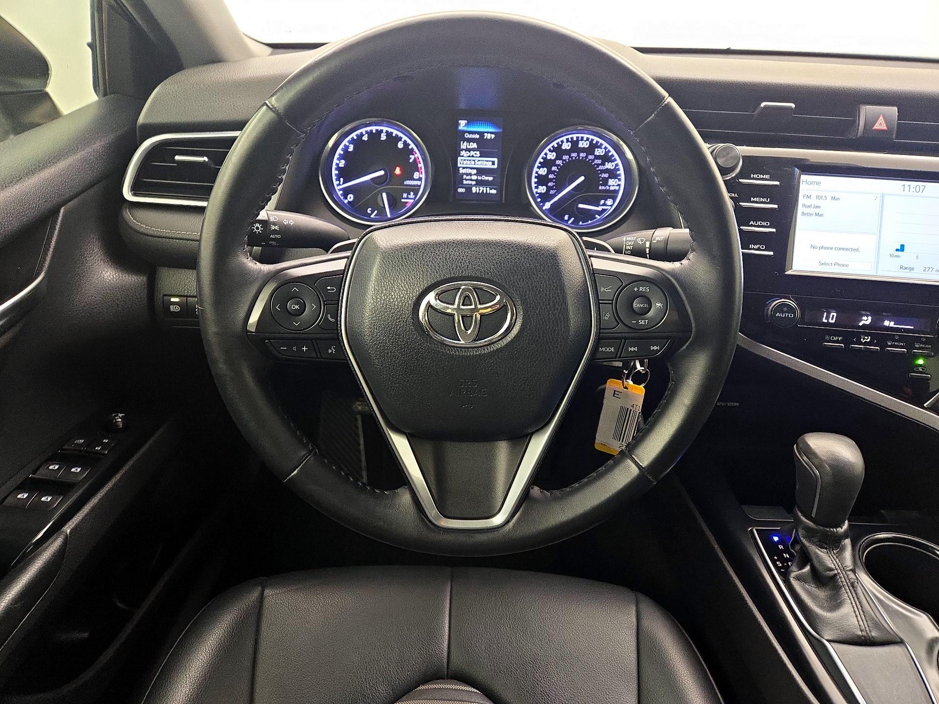 Thumbnail: 2018 Toyota Camry - 10