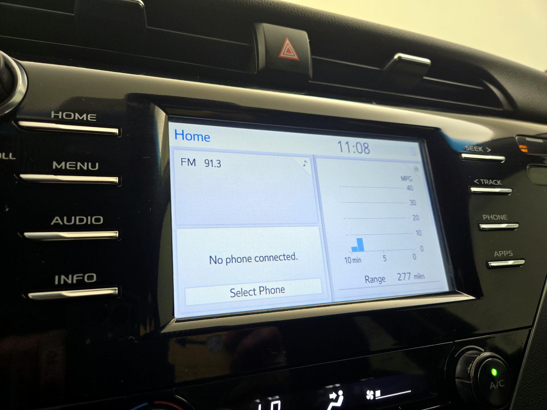 Thumbnail: 2018 Toyota Camry - 15