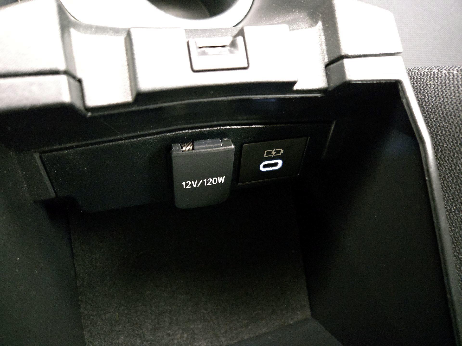 Thumbnail: 2024 Toyota Corolla - 18